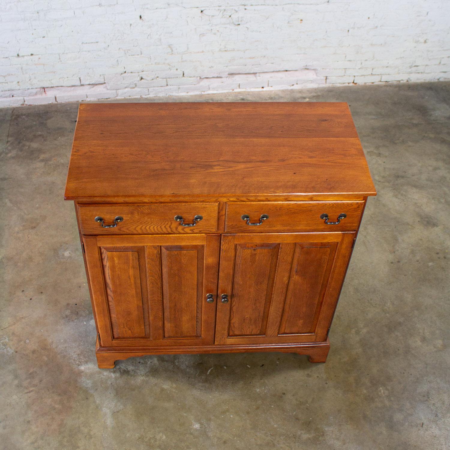 Georgian Style Oak Sideboard Chestnut Creek 100 Yr Anniversary Edition by Keller For Sale 1