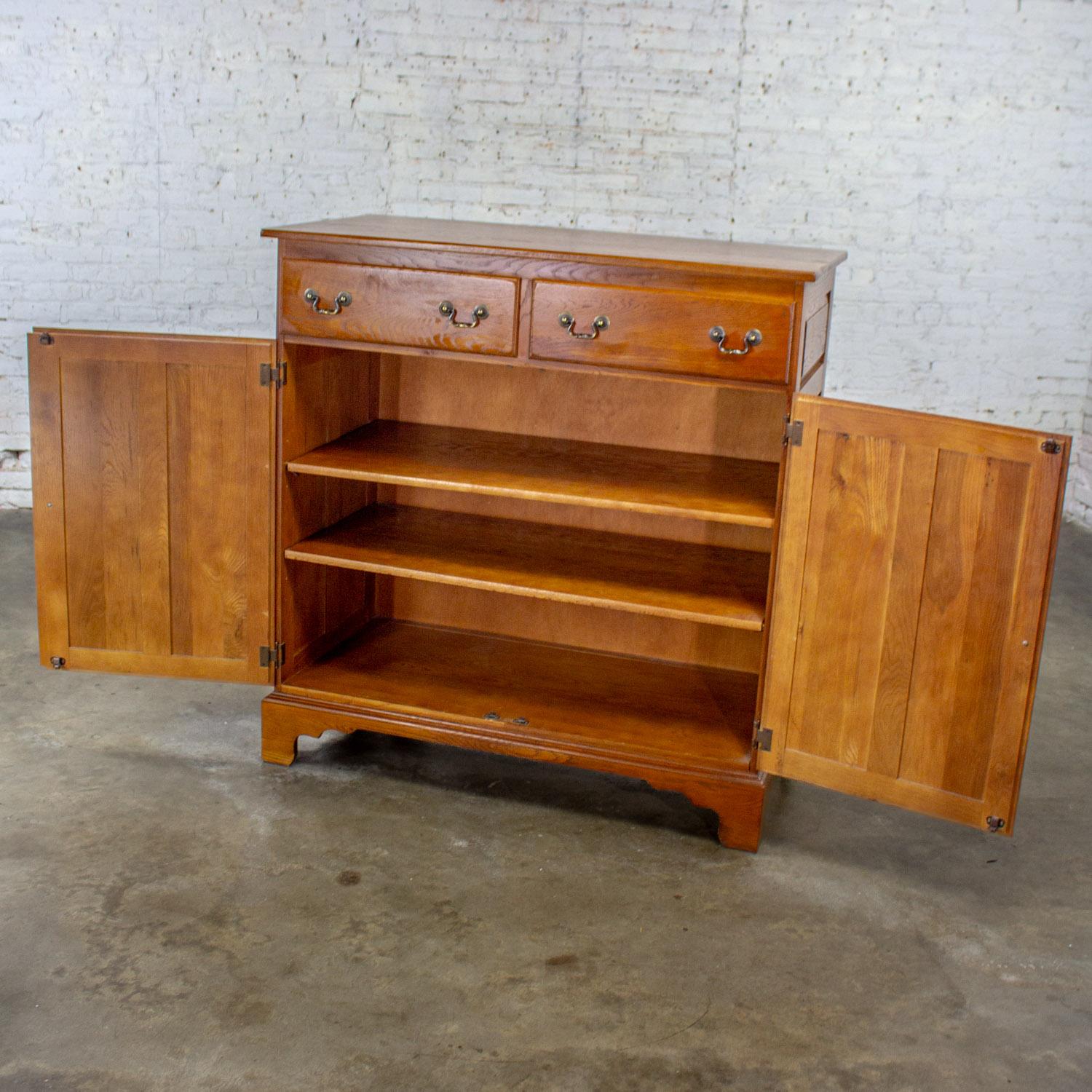 Georgian Style Oak Sideboard Chestnut Creek 100 Yr Anniversary Edition by Keller For Sale 13