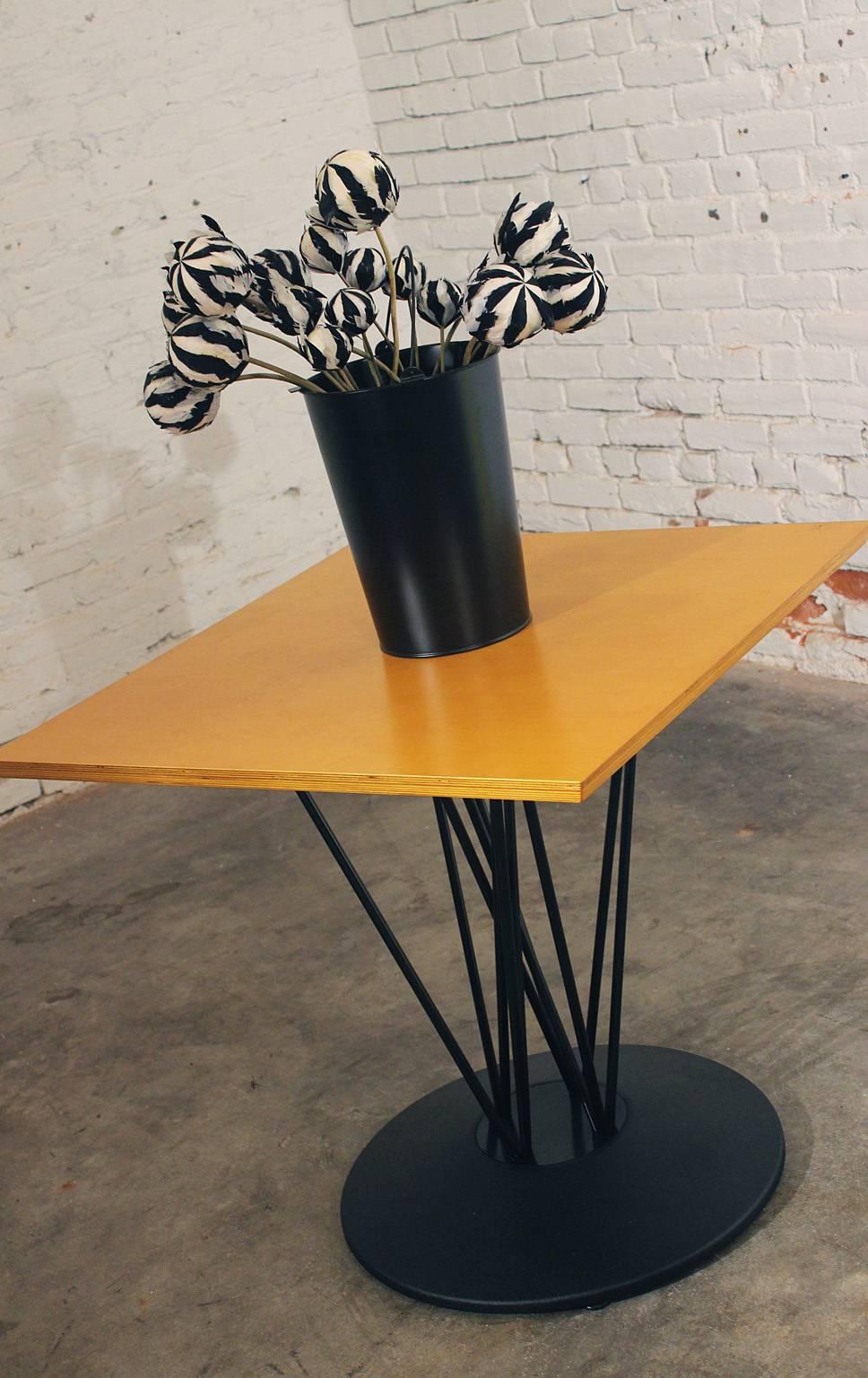 Marquette Single Pedestal Table by Leland International 1