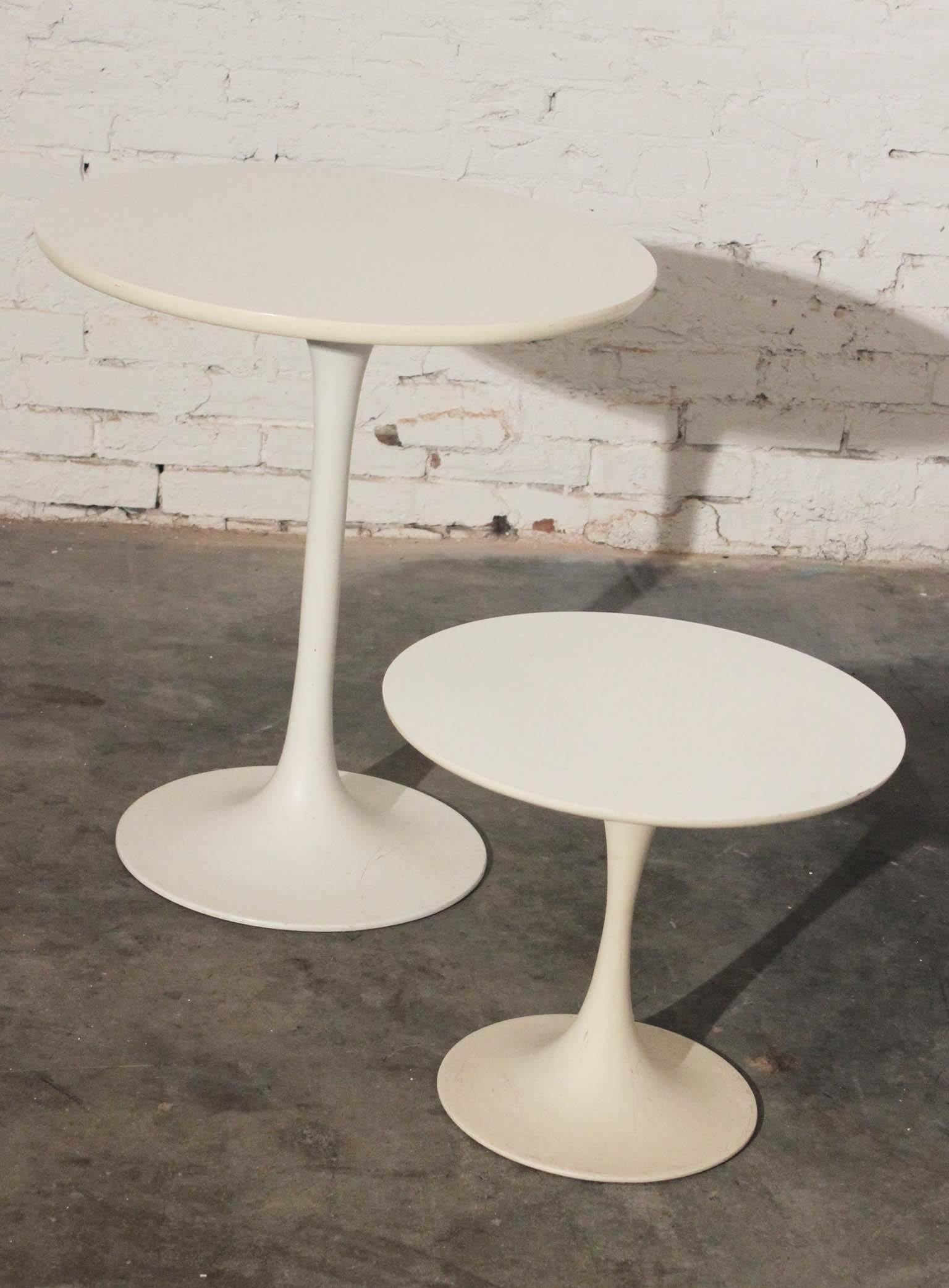 20th Century Mid-Century Modern Small Saarinen Style Tulip End Table