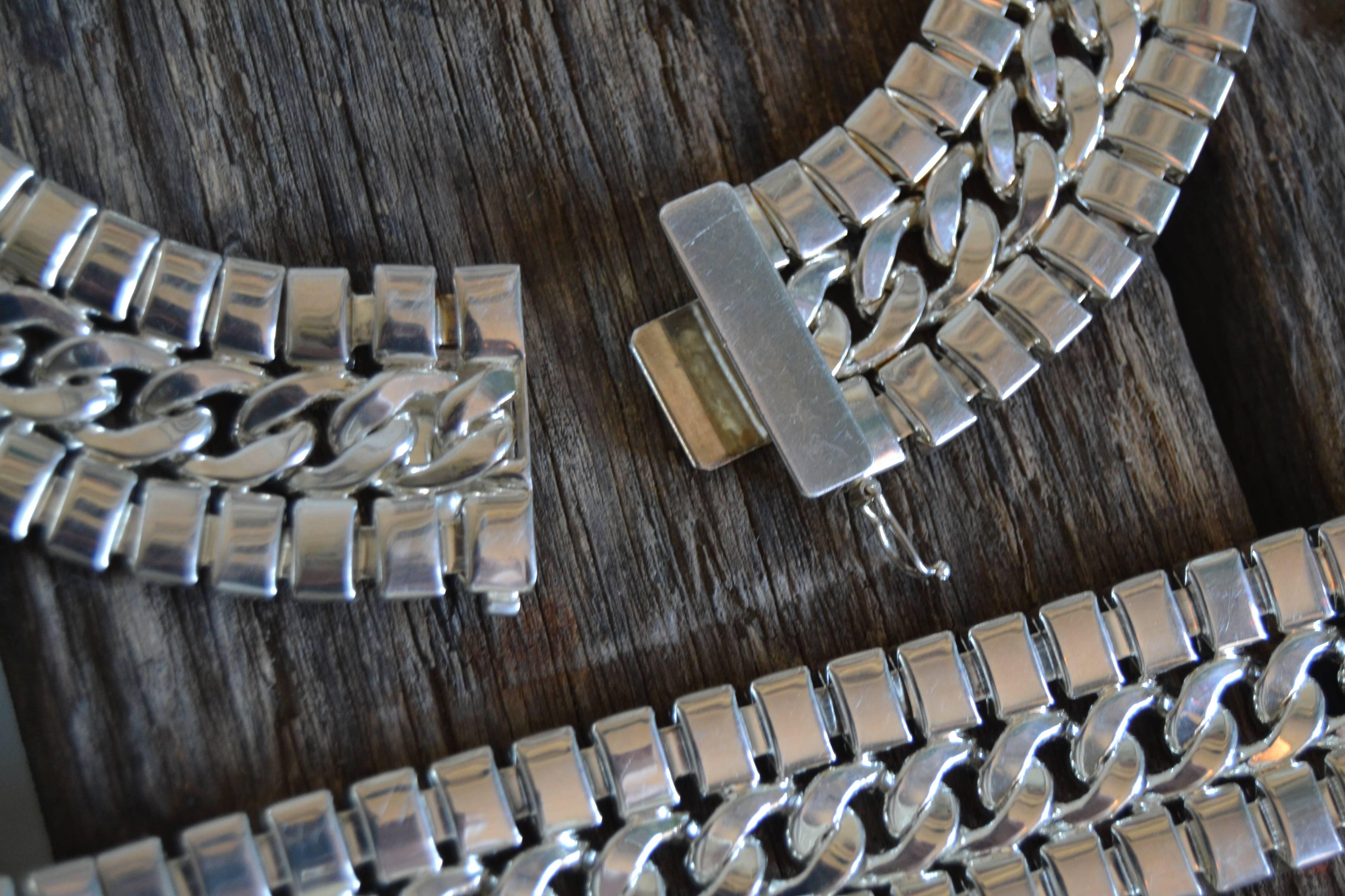 Vintage Silvertone Chunky Chain Choker and Bracelet In Good Condition In Topeka, KS