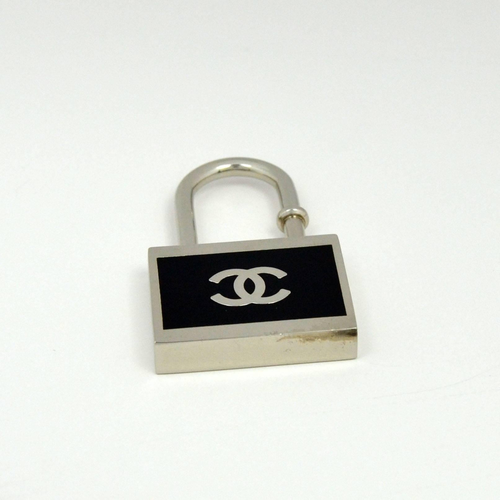 Black and Silvertone Padlock Keychain or Necklace Pendant in the Style of Chanel In Good Condition In Topeka, KS