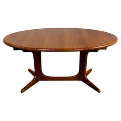 Scandinavian Modern Teak Dining Table Expanding Oval Attr. to Skovby Furniture