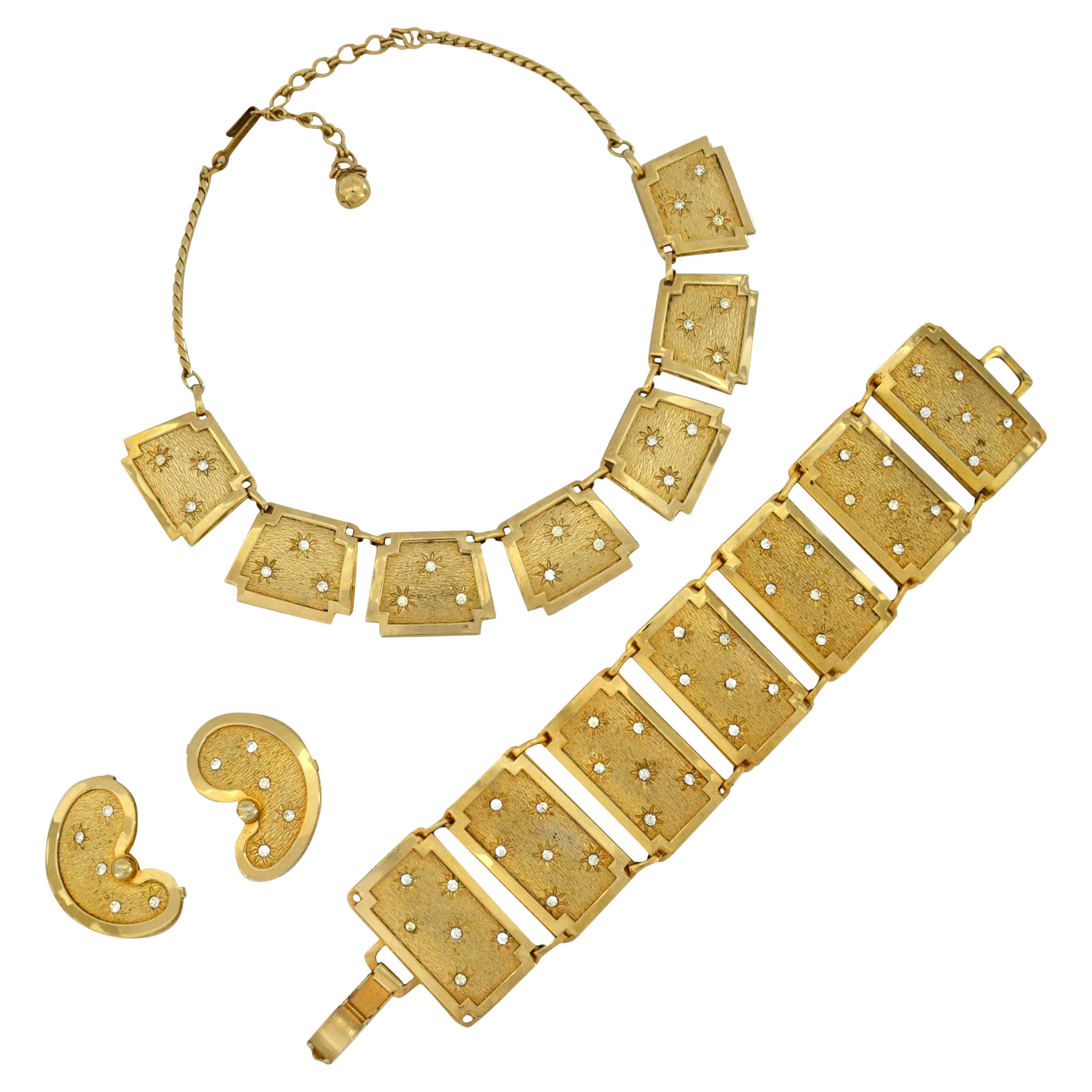 Leru Vintage Goldtone, Rhinestone Necklace Bracelet and Earrings Parure Set For Sale