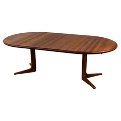 Scandinavian Modern Dining Table Solid Teak Round to Oval Expanding by Glostrup