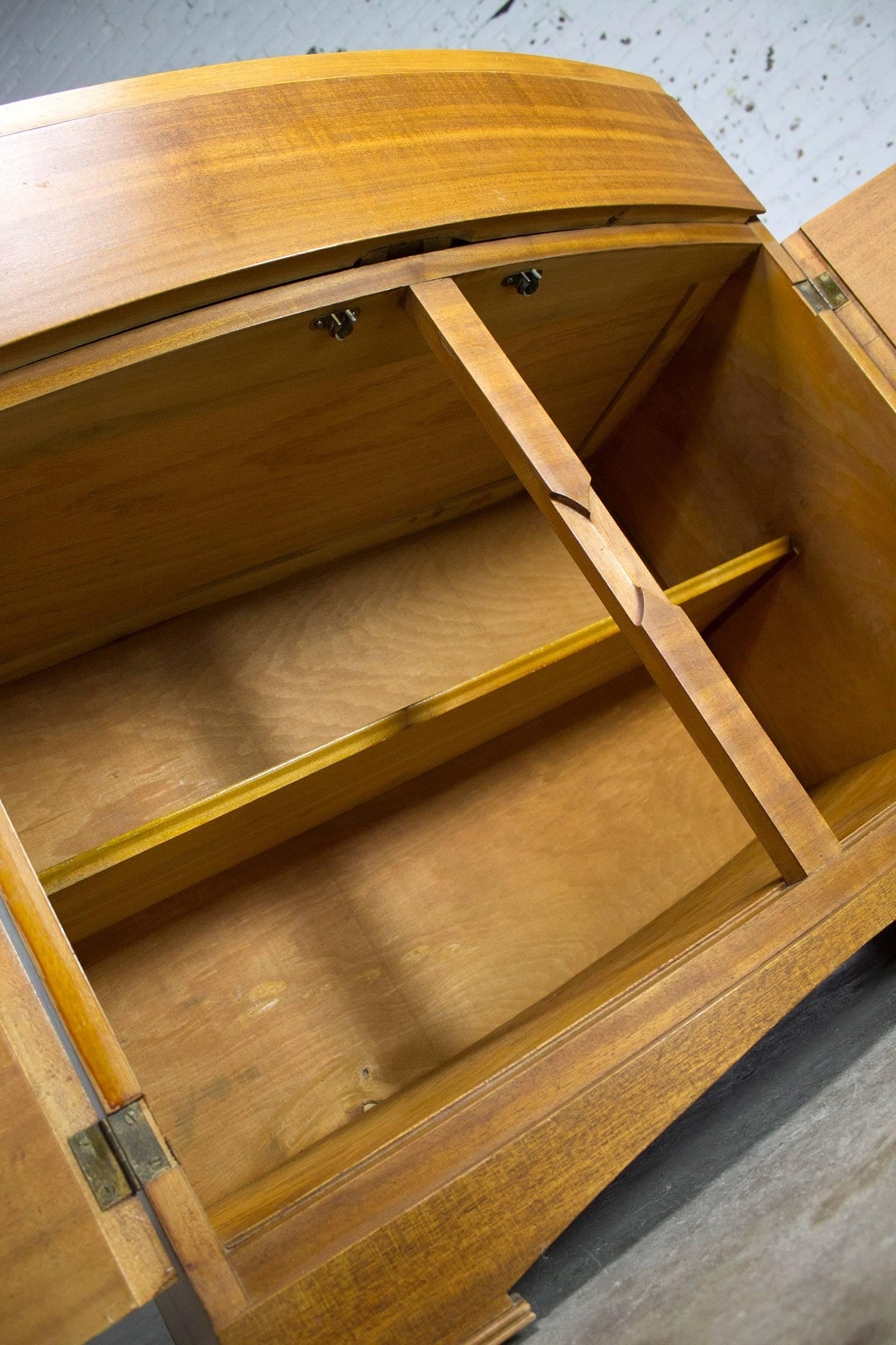 Veneer Vintage Mid-Century Modern Mahogany Small Chest Type Server Cabinet