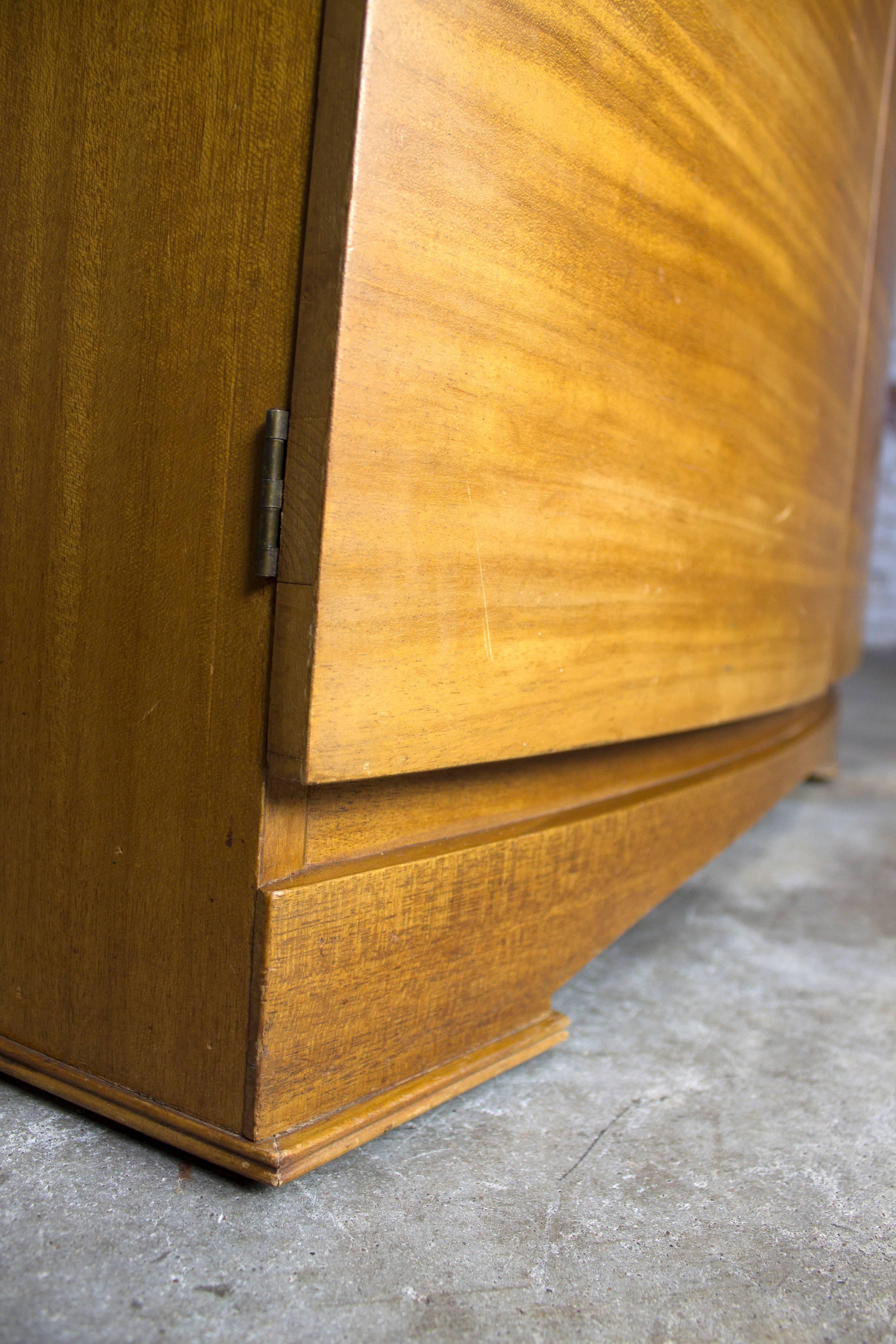 20th Century Vintage Mid-Century Modern Mahogany Small Chest Type Server Cabinet