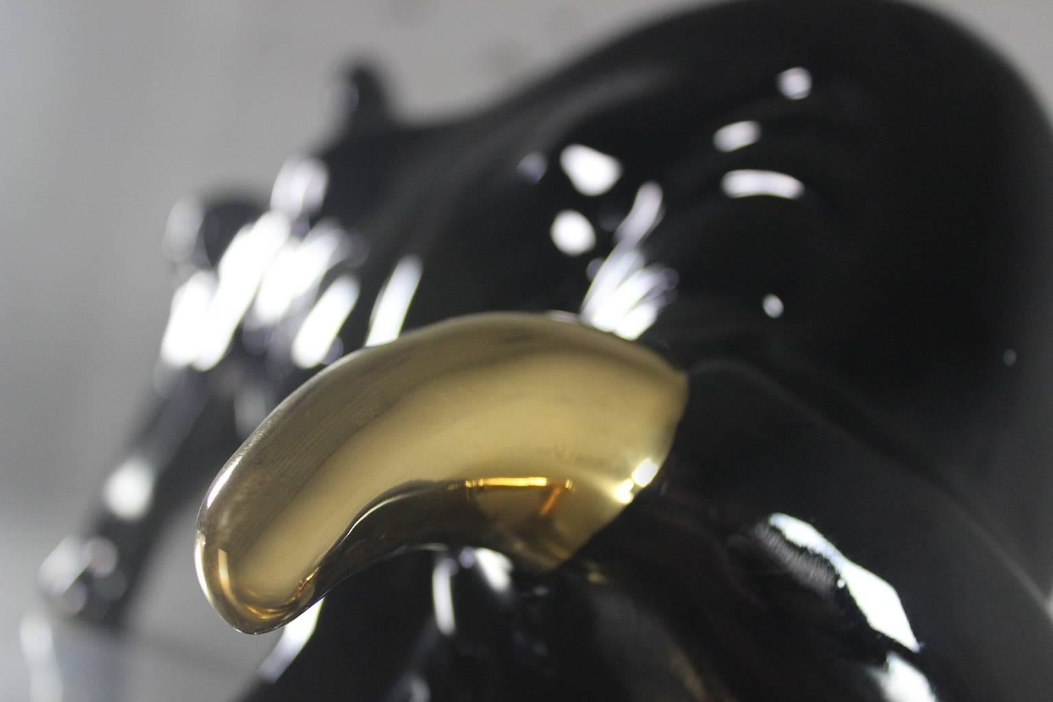 black and gold bull