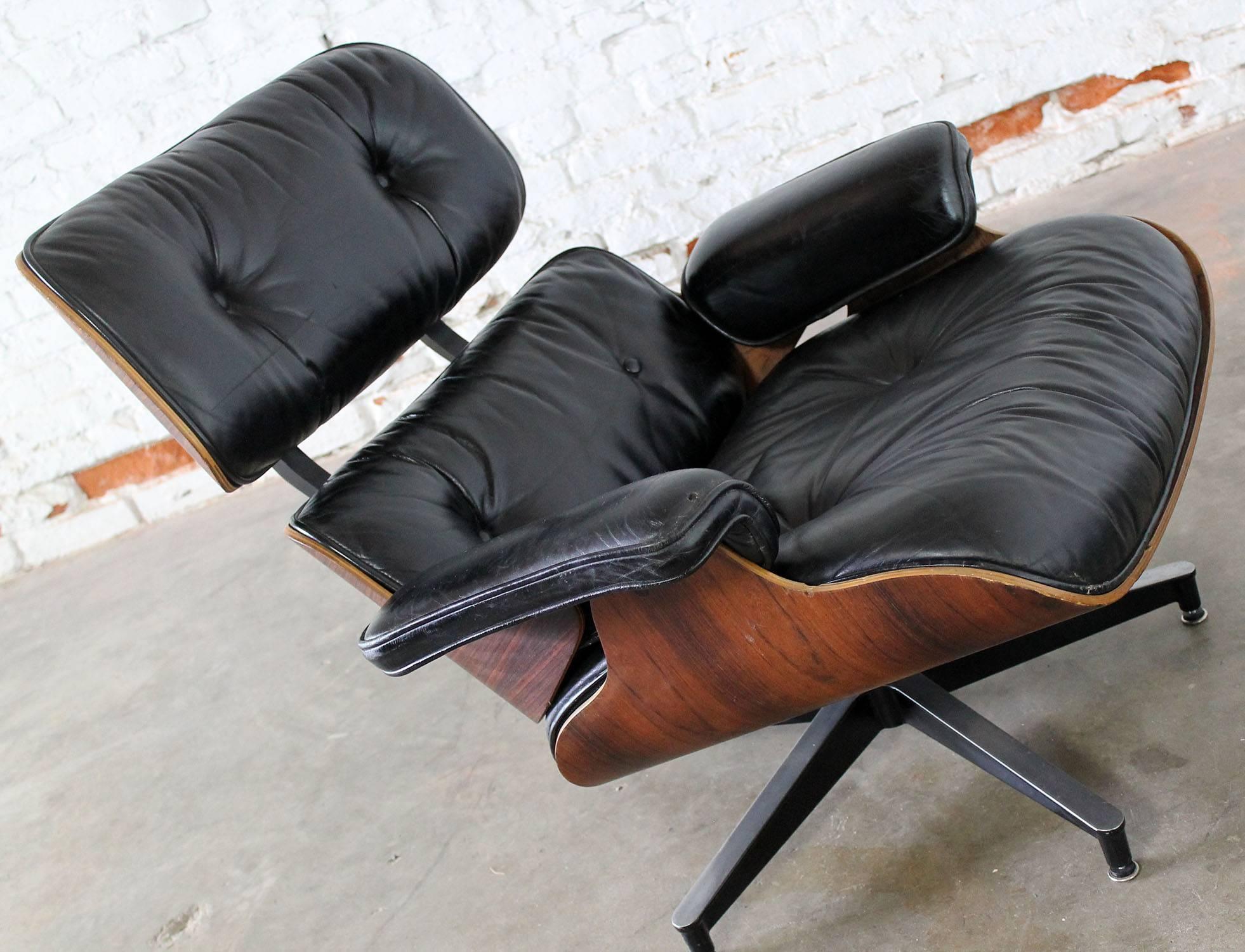 Vintage Herman Miller Eames Lounge Chair & Ottoman in Black Leather & Rosewood 1