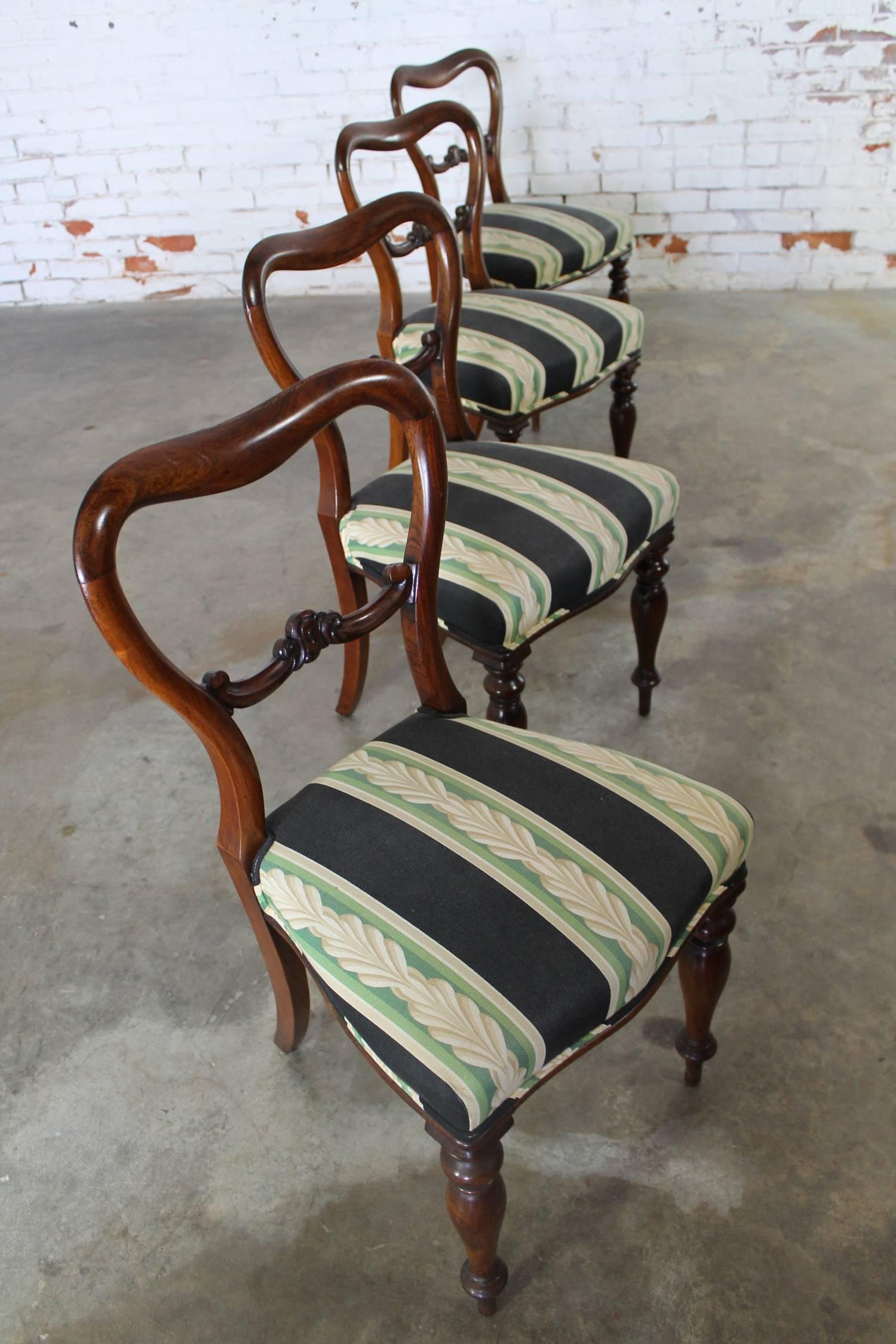 19th Century Set of Four Antique Victorian Rosewood Dining Chairs in the Manner of Gillows