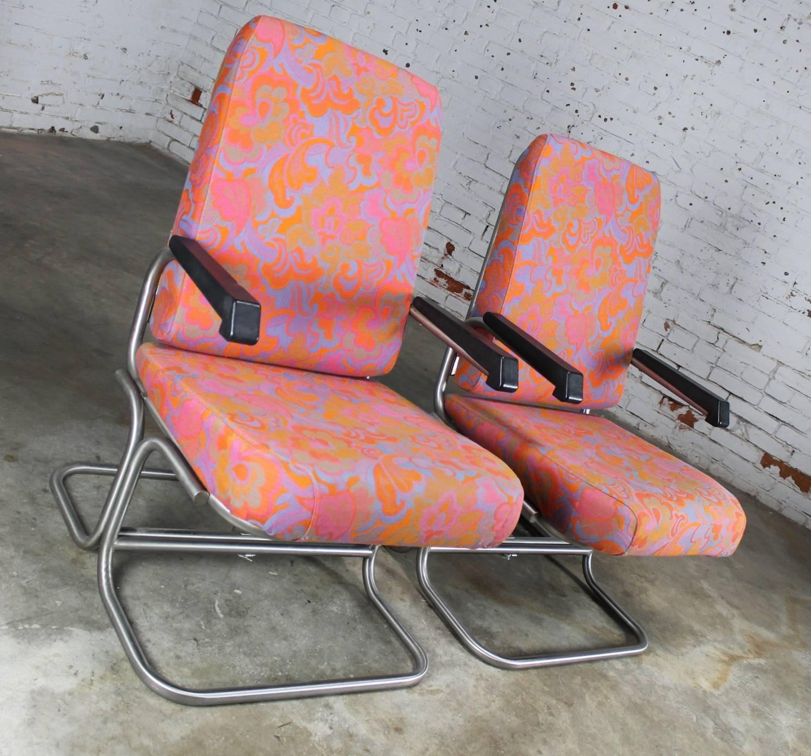 Vintage Mid-Century Modern Pullman Train Car Folding Lounge Chairs ein Paar (amerikanisch)