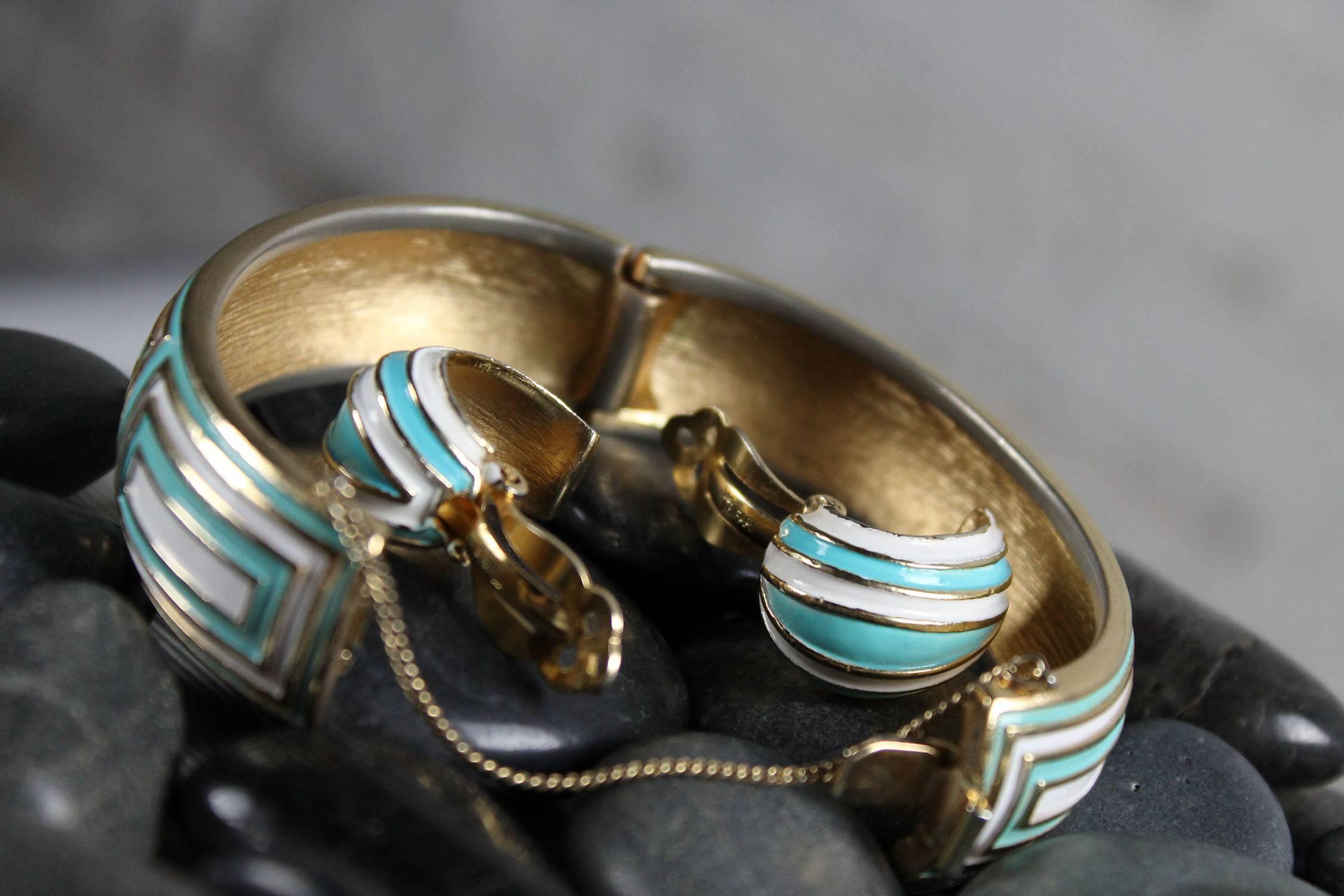Metal Vintage Crown Trifari Enamel Hinged Bracelet and Clip Earrings Demi Parure Set
