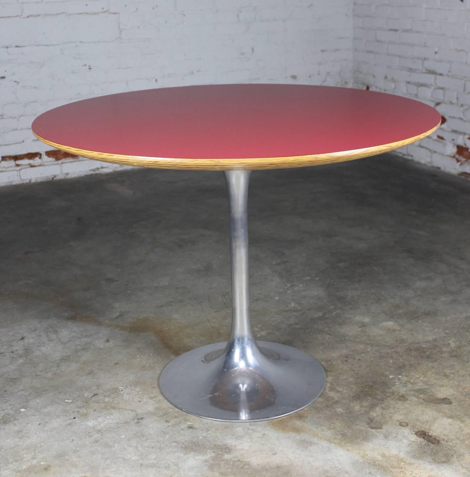 Aluminum Saarinen Style Polished Aluminium Tulip Base Dining Table with Red Laminate Top 