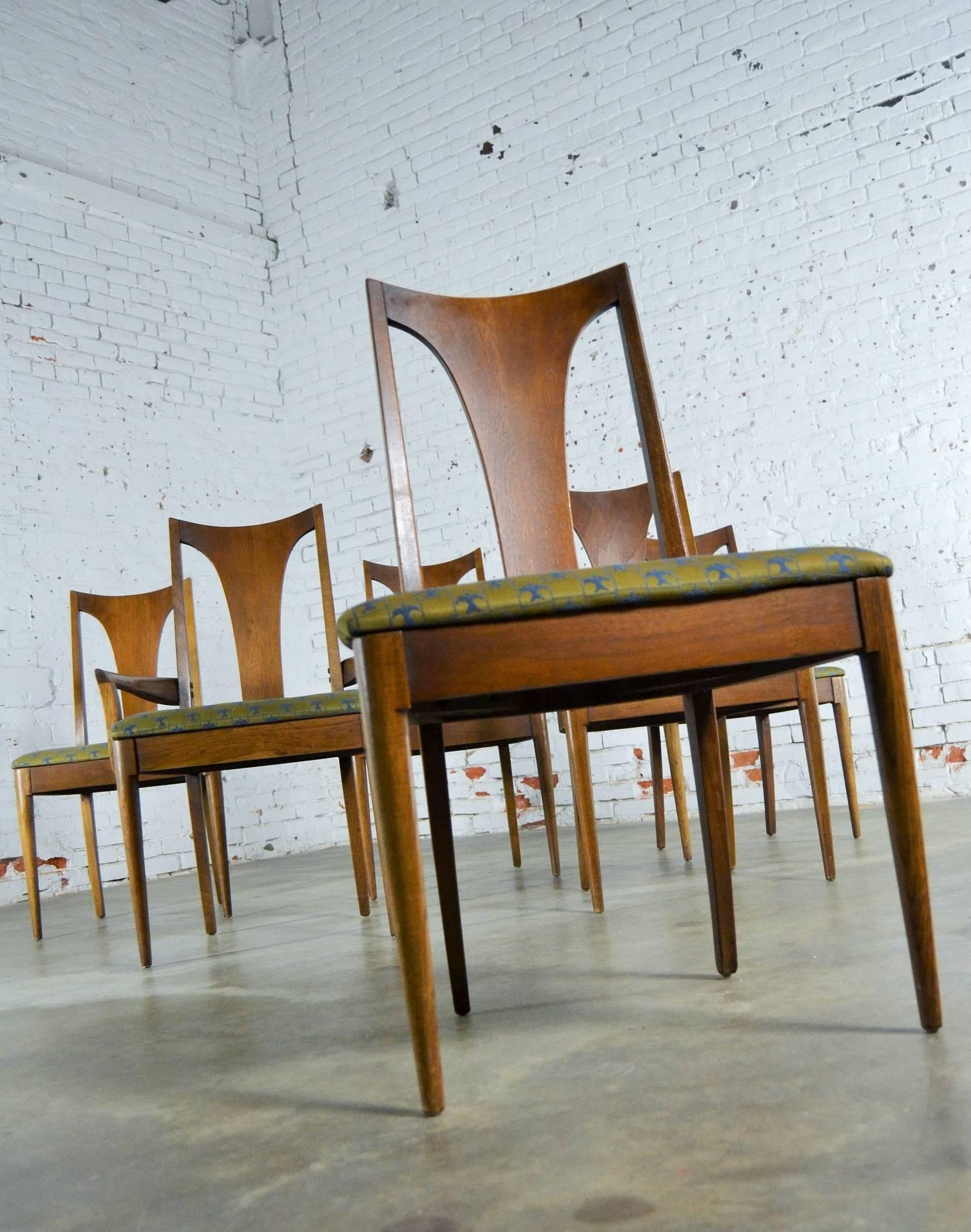 20th Century Mid-Century Modern Broyhill Brasilia 6140-84 & 85 Single Splat Dining Chairs