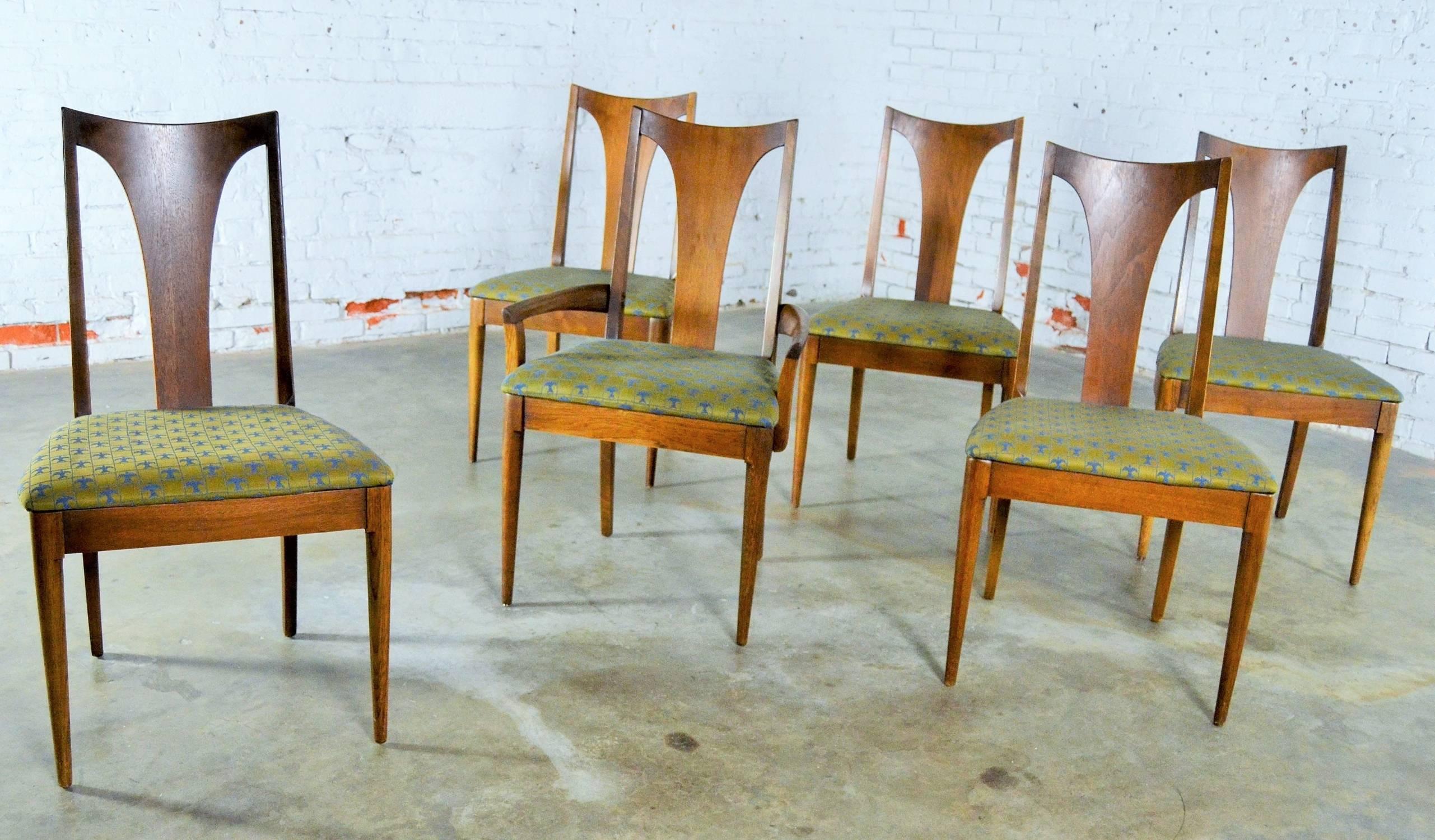 Mid-Century Modern Broyhill Brasilia 6140-84 & 85 Single Splat Dining Chairs 1