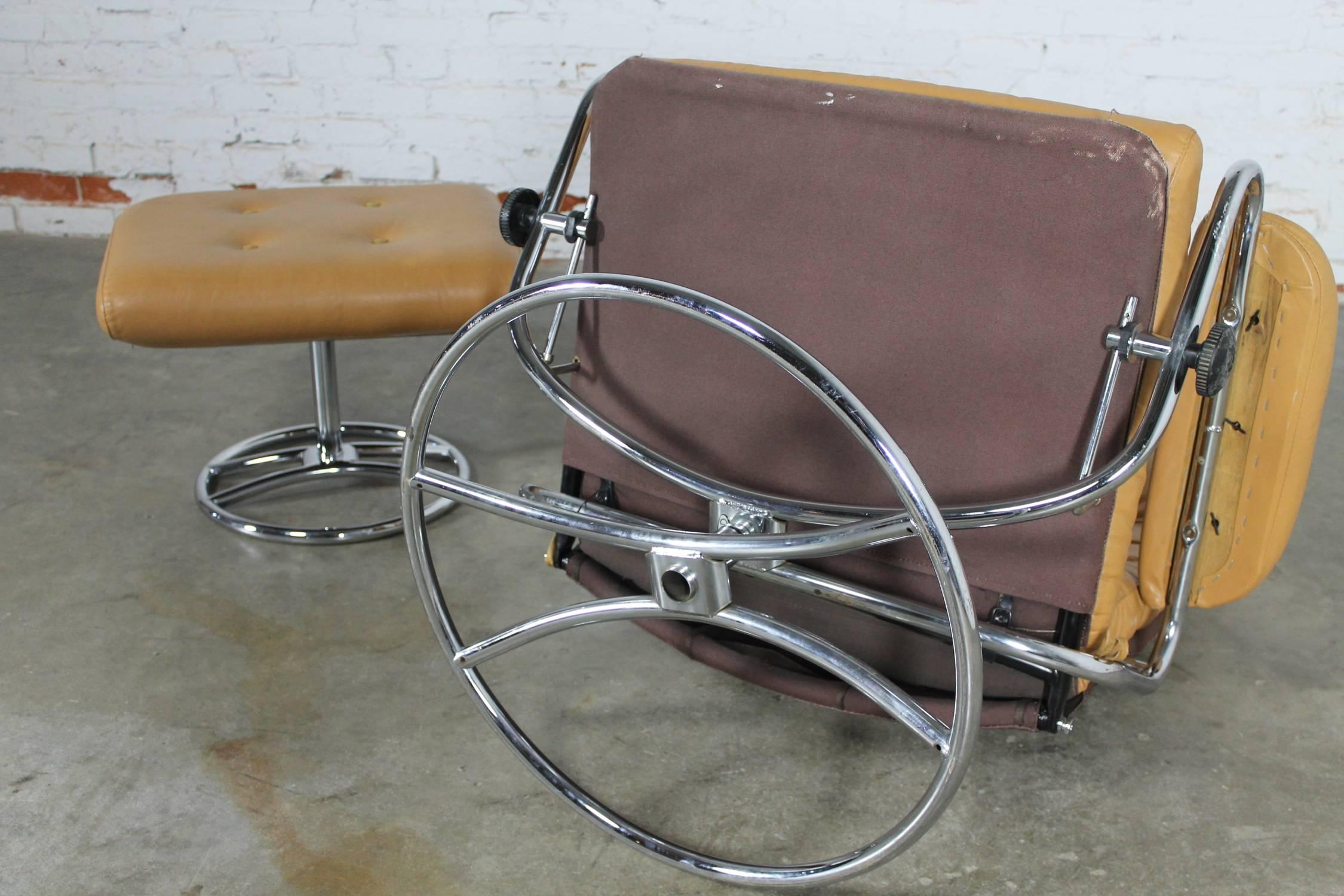 Scandinavian Modern Ekornes Style Stressless Reclining Lounge Chair and