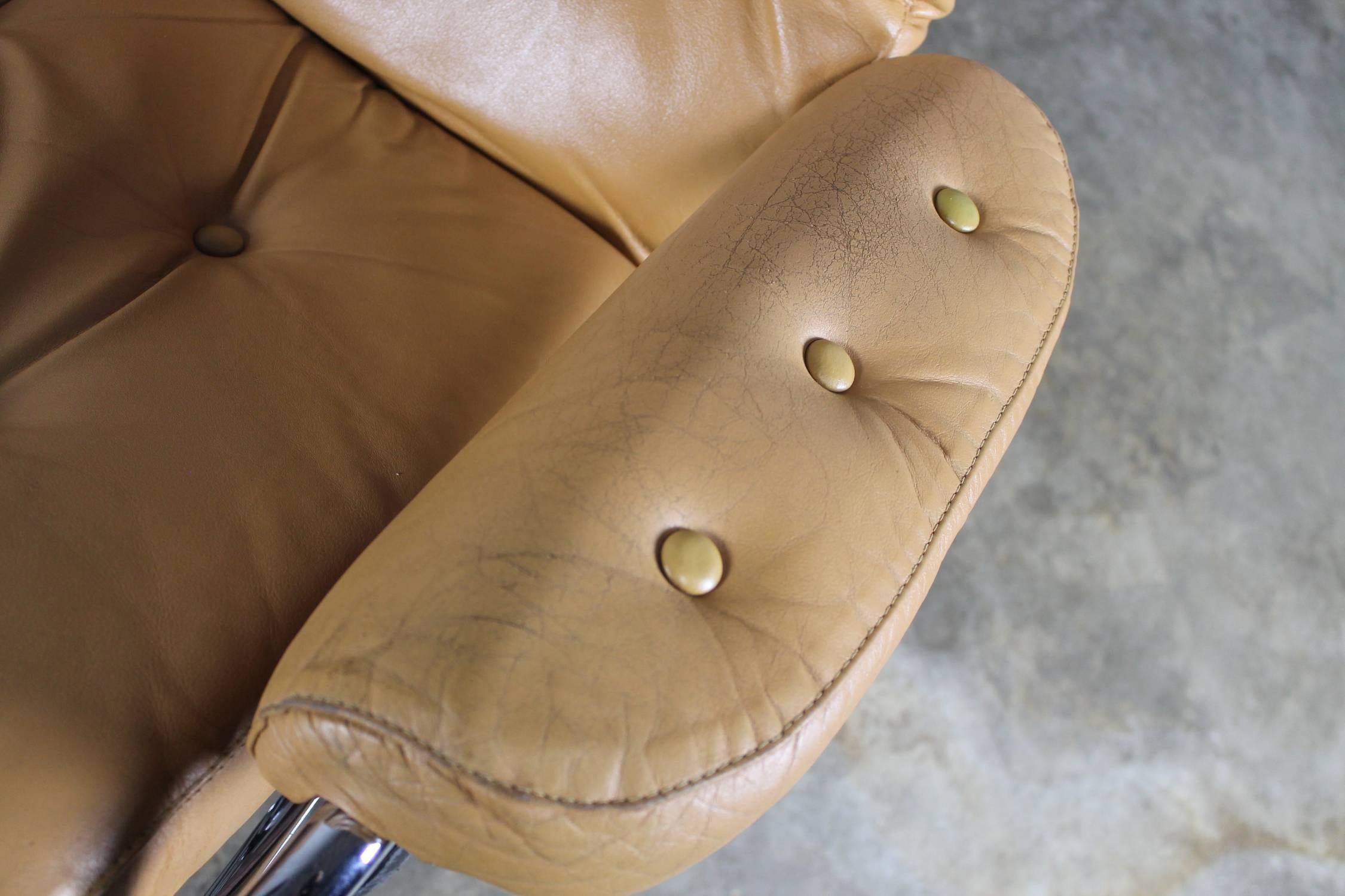 Leather Scandinavian Modern Ekornes Style Stressless Reclining Lounge Chair and Ottoman