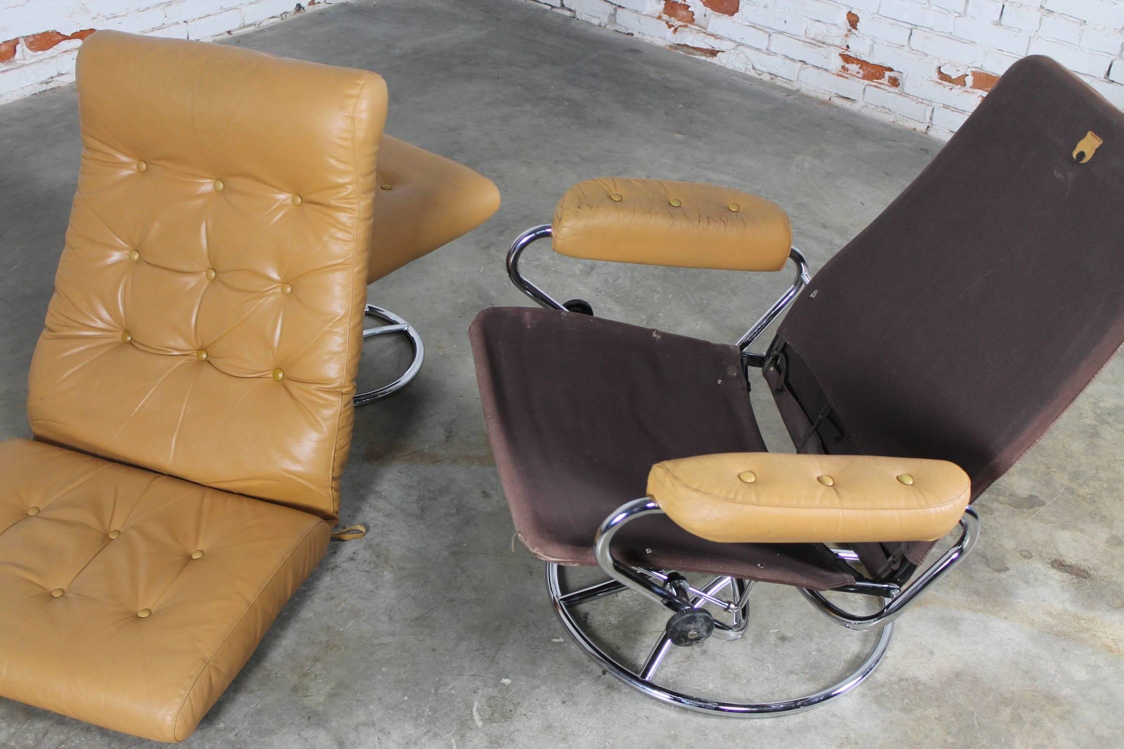 Scandinavian Modern Ekornes Style Stressless Reclining Lounge Chair and Ottoman 1