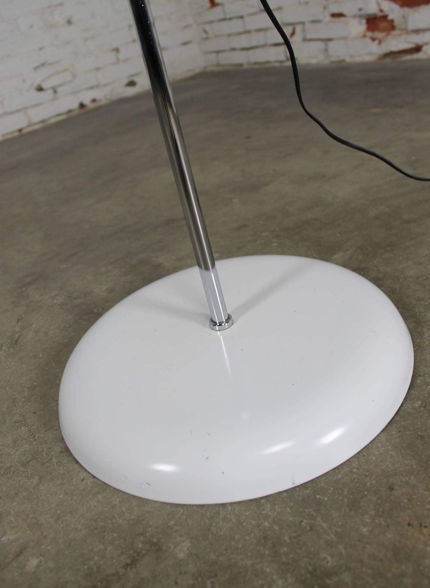 20th Century Orbiter Floor Lamp in White by Robert Sonneman