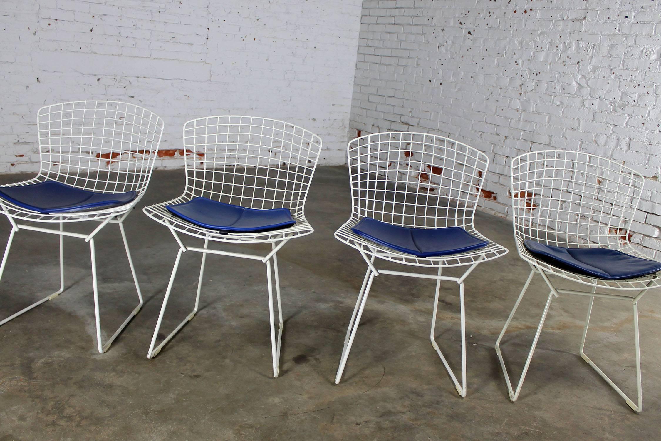 Four Mid-Century Modern Bertoia White Wire Side Chairs 3