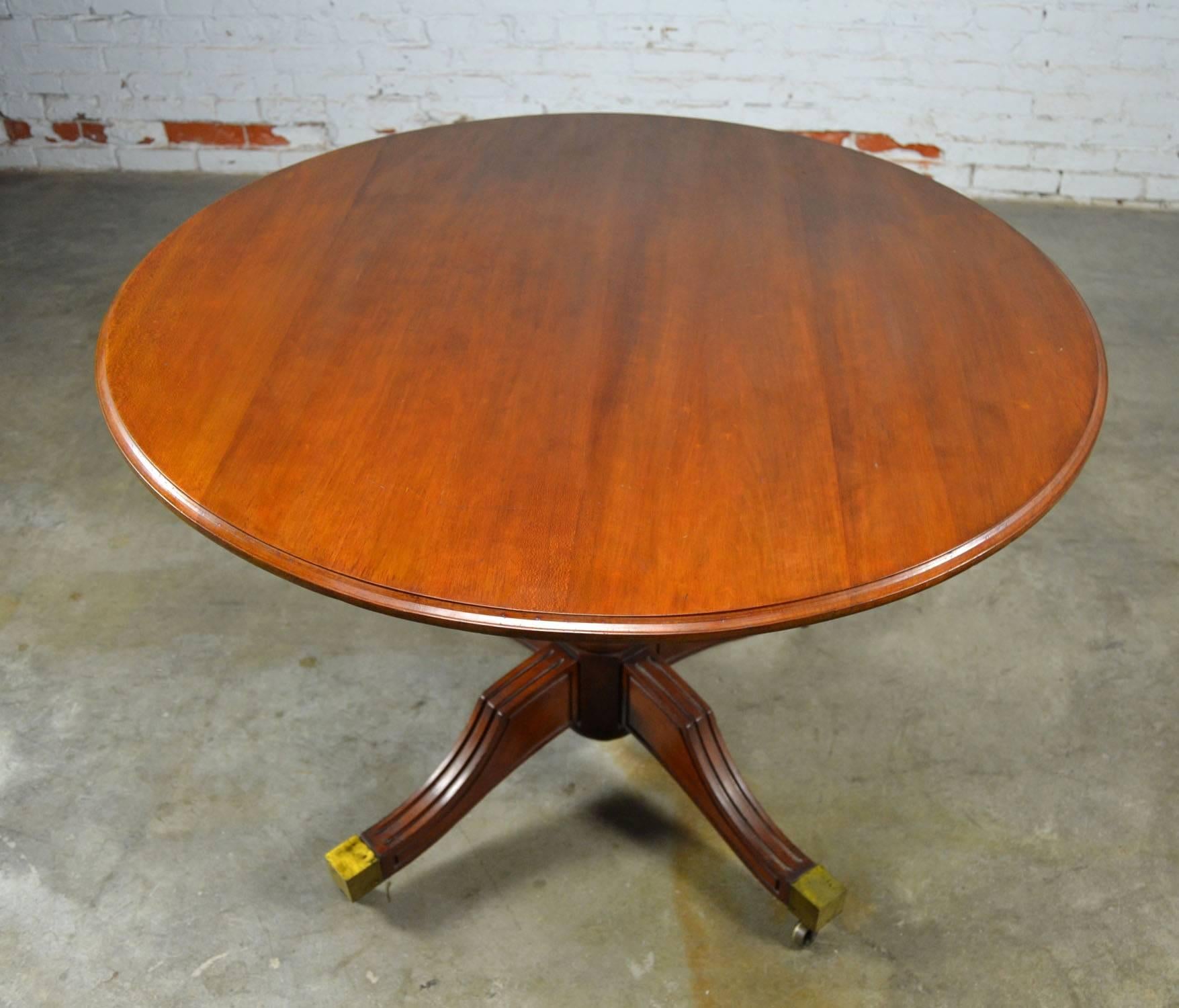 Classical Regency Carved Mahogany Round Tilt-Top Breakfast or Center Table 3