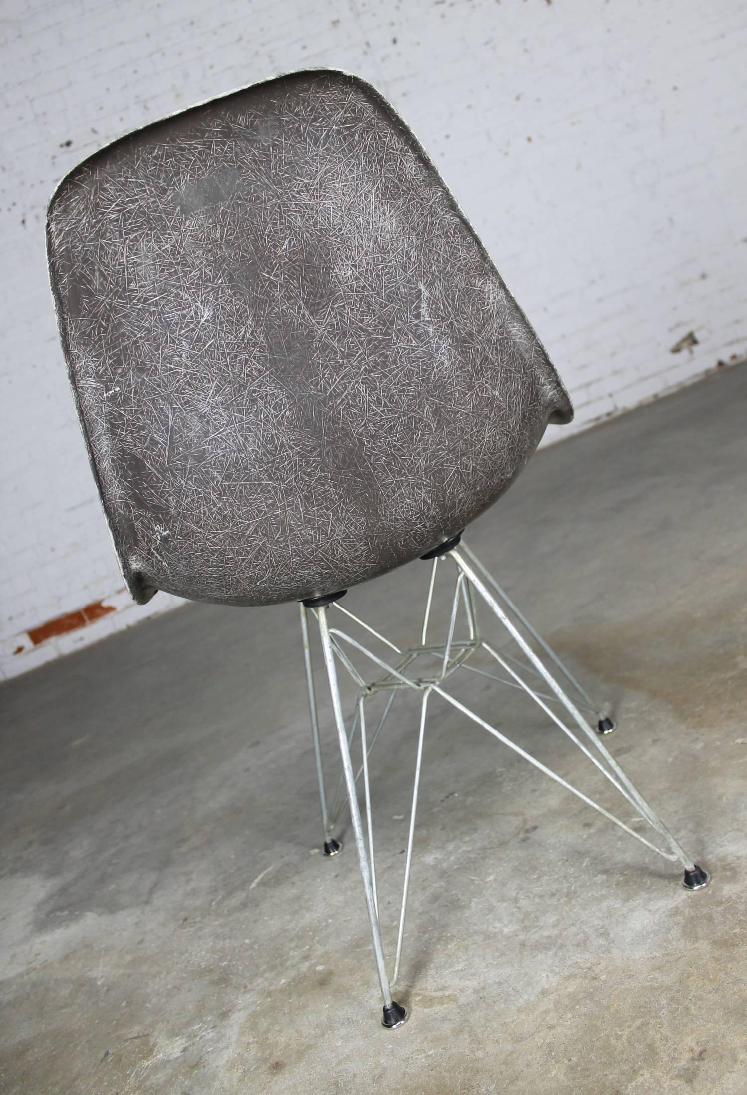 vintage herman miller eames chair