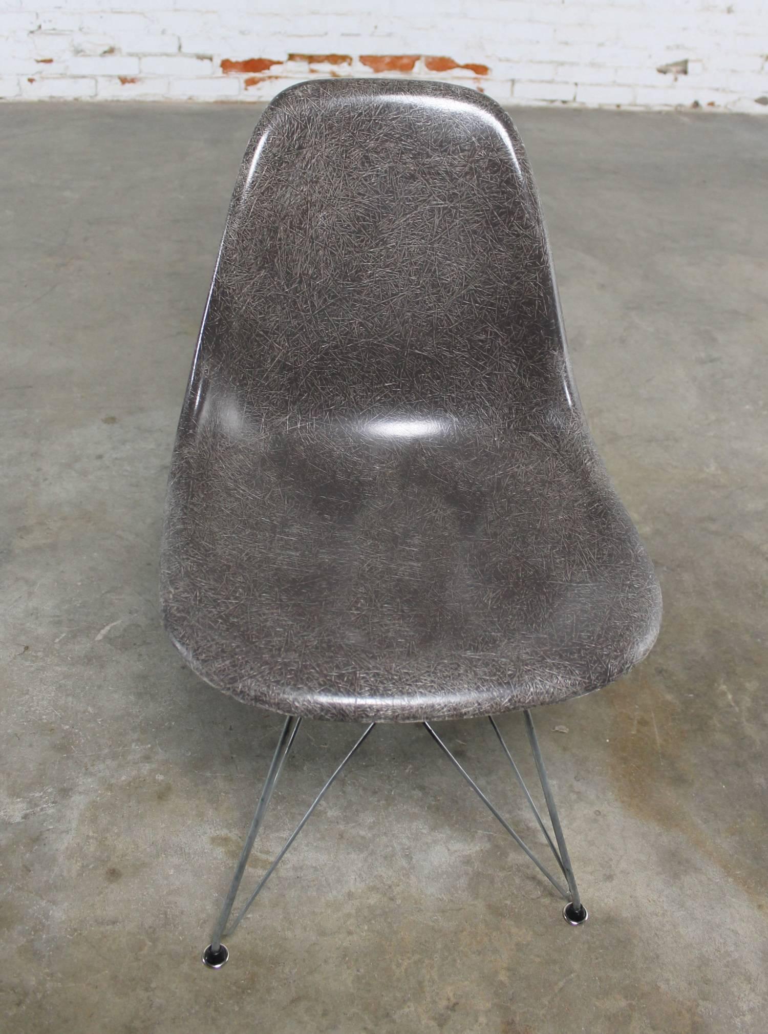 American Vintage Mid-Century Modern Herman Miller Eames DSR Chair Elephant Hide Grey