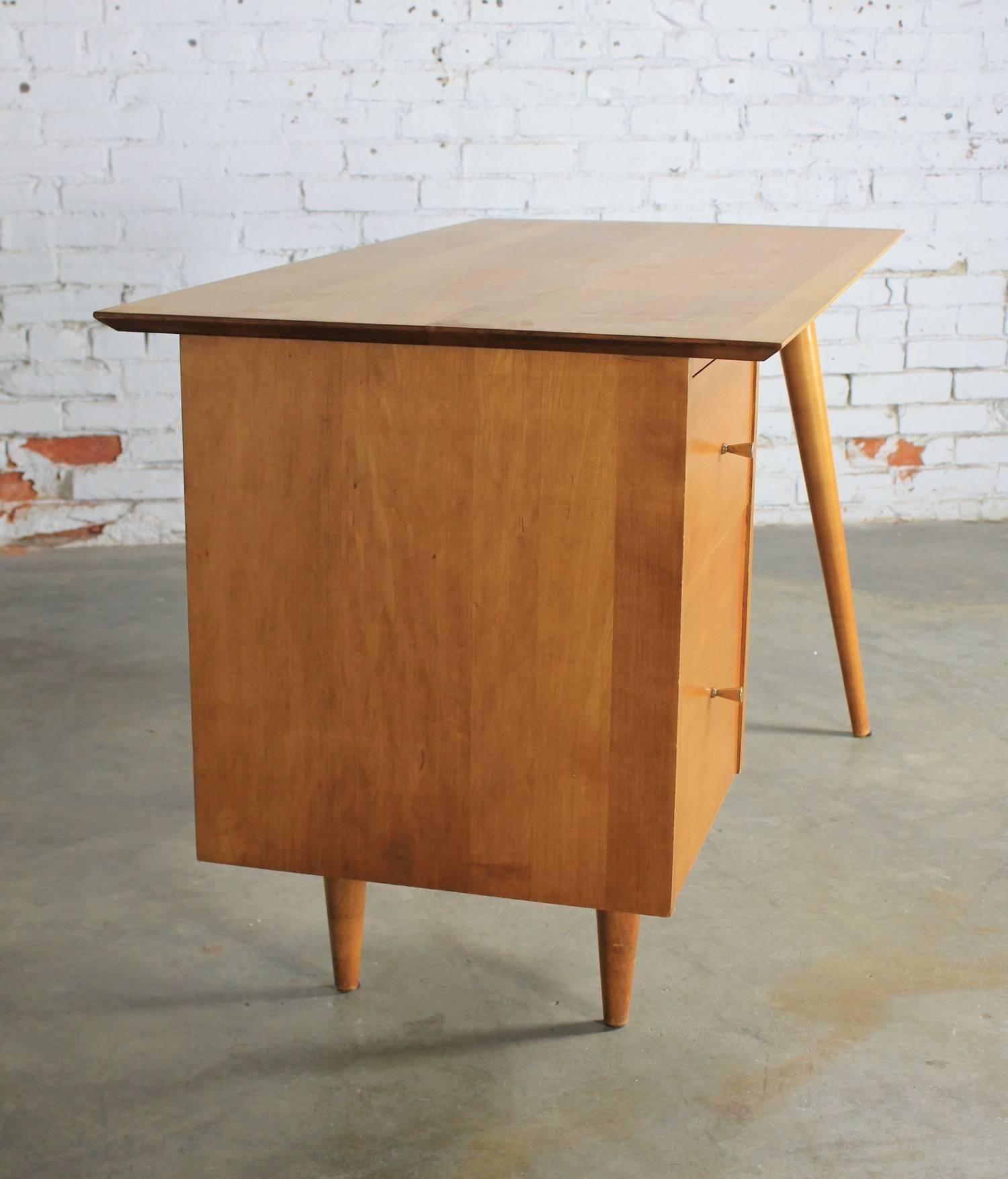 American Paul McCobb Planner Group Desk with Cane Modesty Panel, Mid-Century Modern