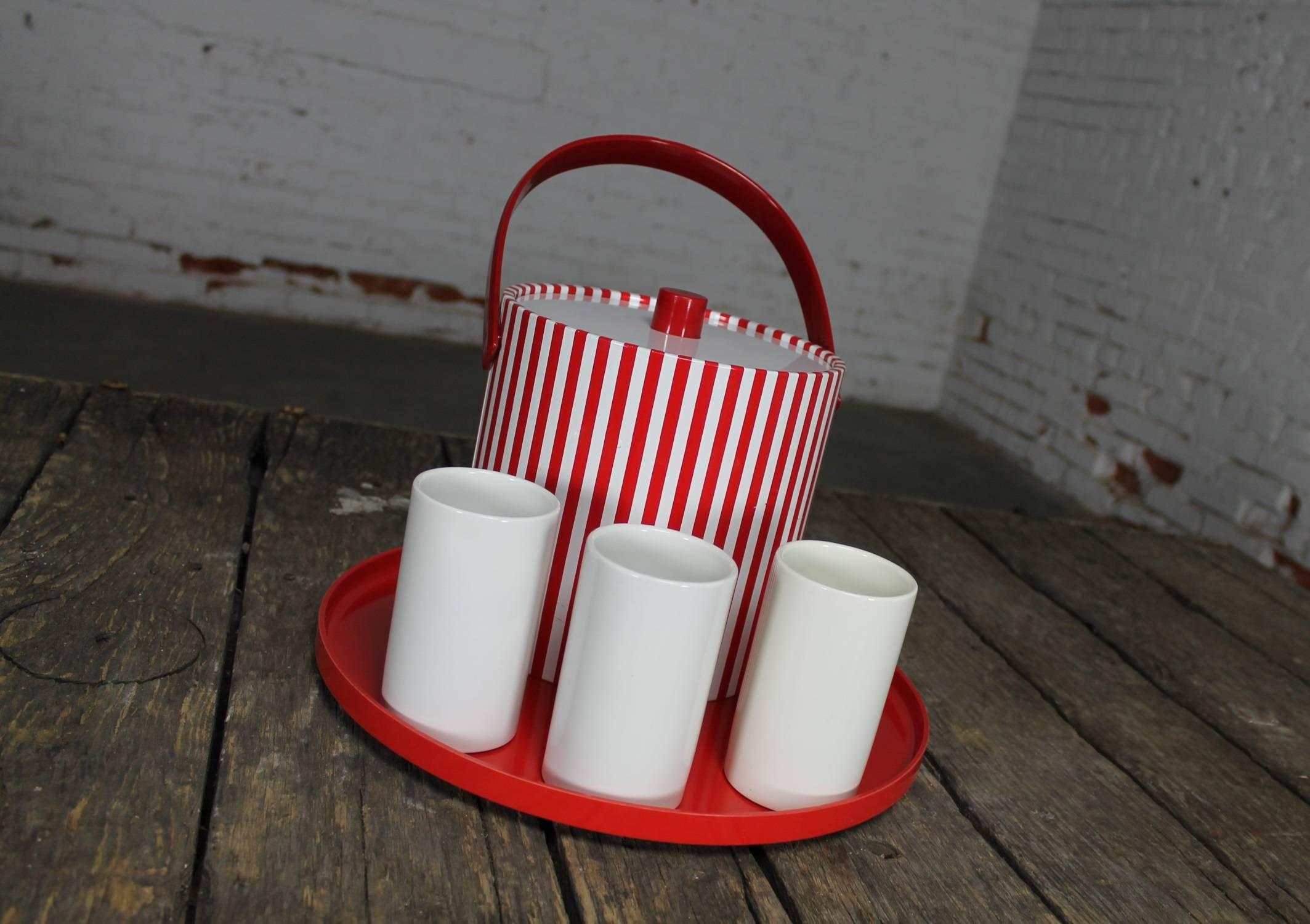 Beverage Set Combo Red and White Ice Bucket Tumblers Tray, Mid-Century Modern In Good Condition In Topeka, KS