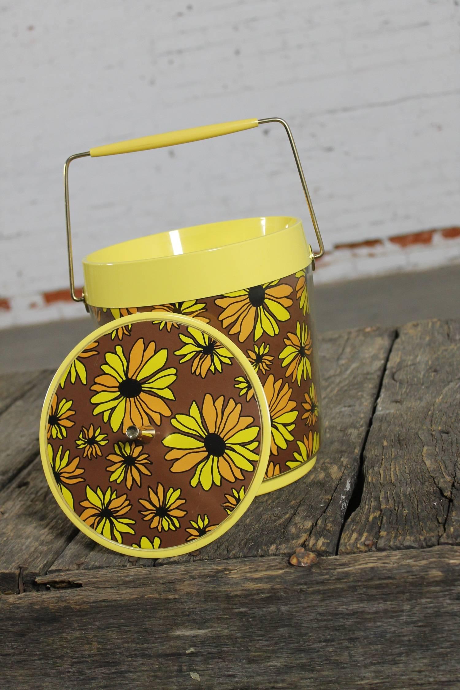 yellow ice bucket