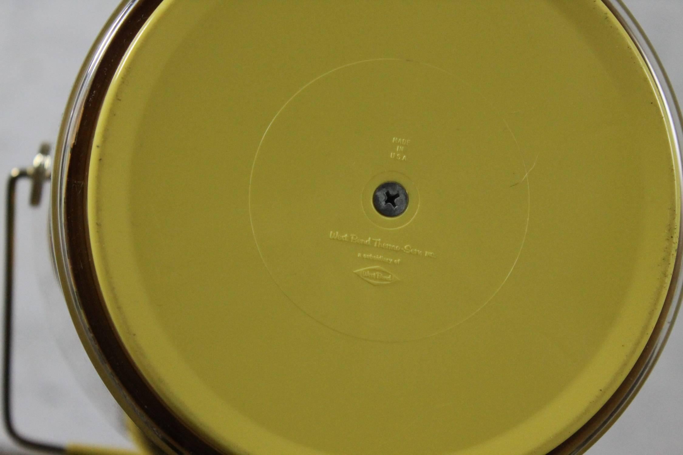 20th Century Yellow Daisy Ice Bucket by West Bend Thermo Serv Vintage, Mid-Century Modern