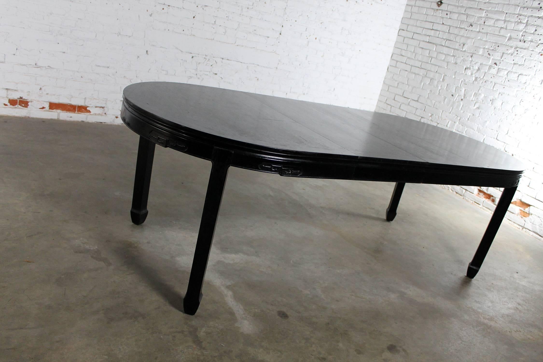 Black Century Furniture Chin Hua Style Dining Table Oval Hollywood Regency In Fair Condition In Topeka, KS