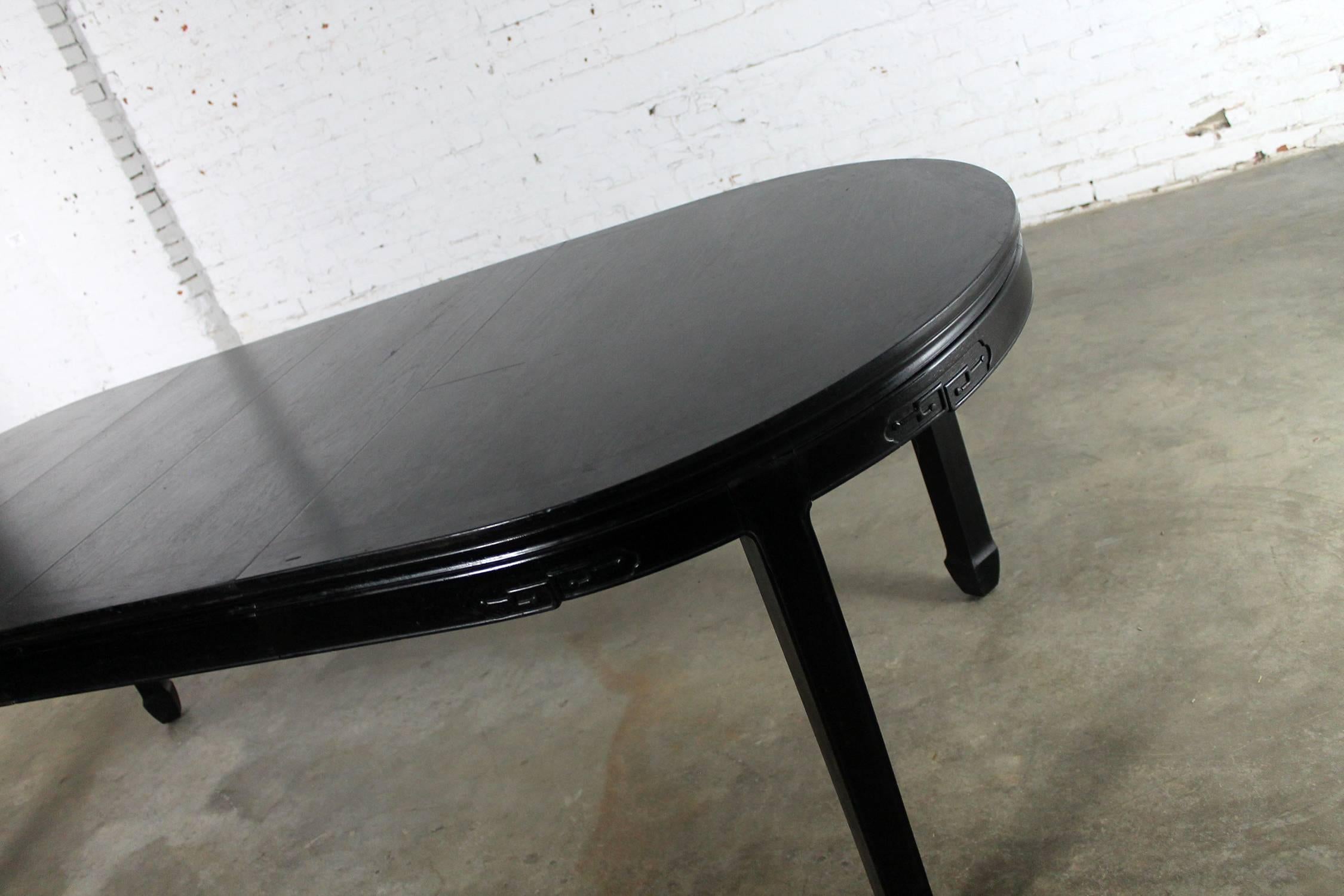 20th Century Black Century Furniture Chin Hua Style Dining Table Oval Hollywood Regency