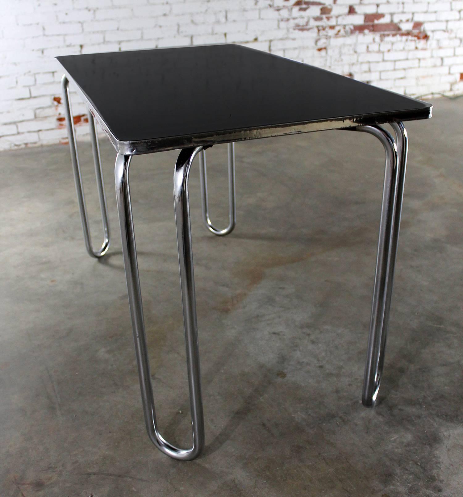 Art Deco Streamline Machine Age Chrome and Black Sofa Entry or Dinette Table In Good Condition In Topeka, KS