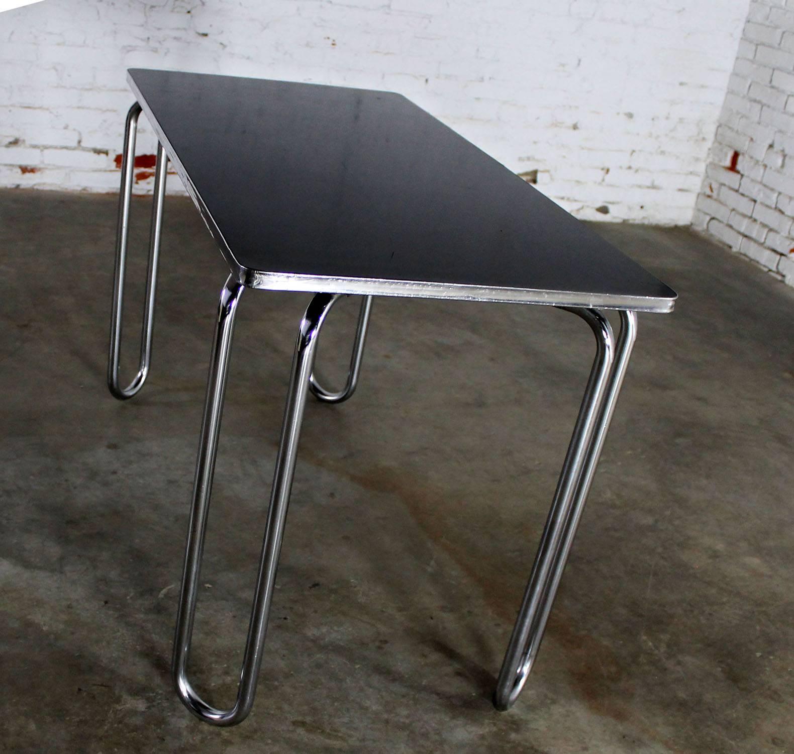 Art Deco Streamline Machine Age Chrome and Black Sofa Entry or Dinette Table 2