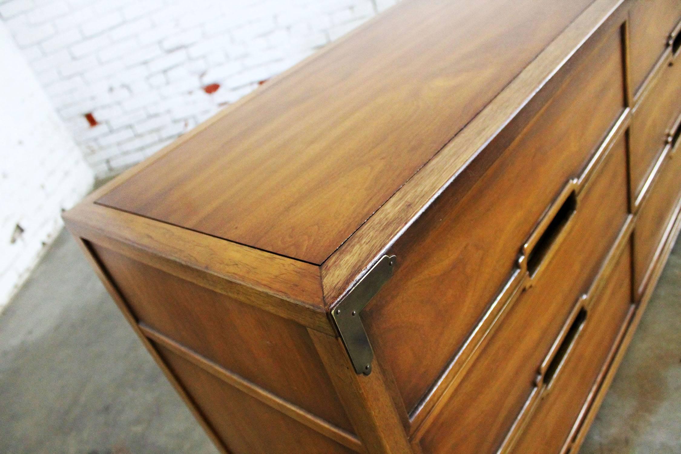 Compass by Drexel Six-Drawer Campaign Dresser, Vintage, Mid-Century In Good Condition In Topeka, KS