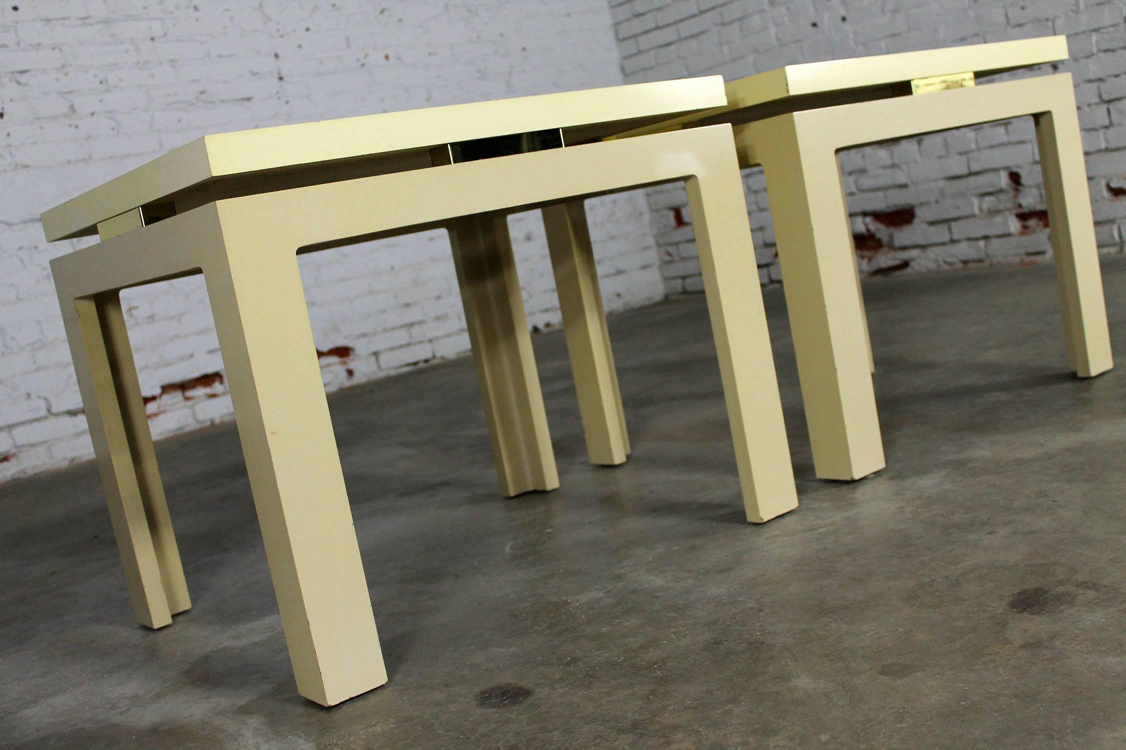 Pair of Modern, circa 1970s Off-White Lacquered Parsons Side Tables 1
