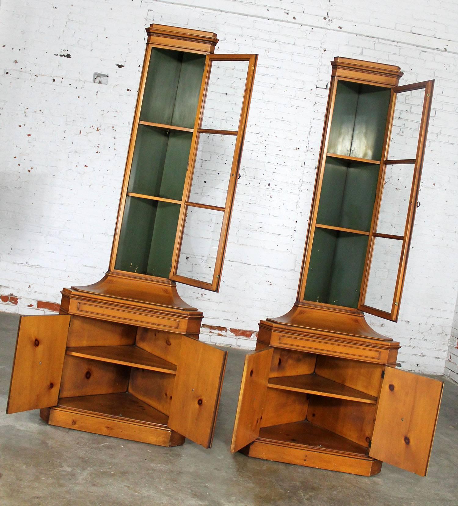 Georgian Knotty Pine Distressed Corner Cabinets Pair by Weiman Heirloom Quality Tables
