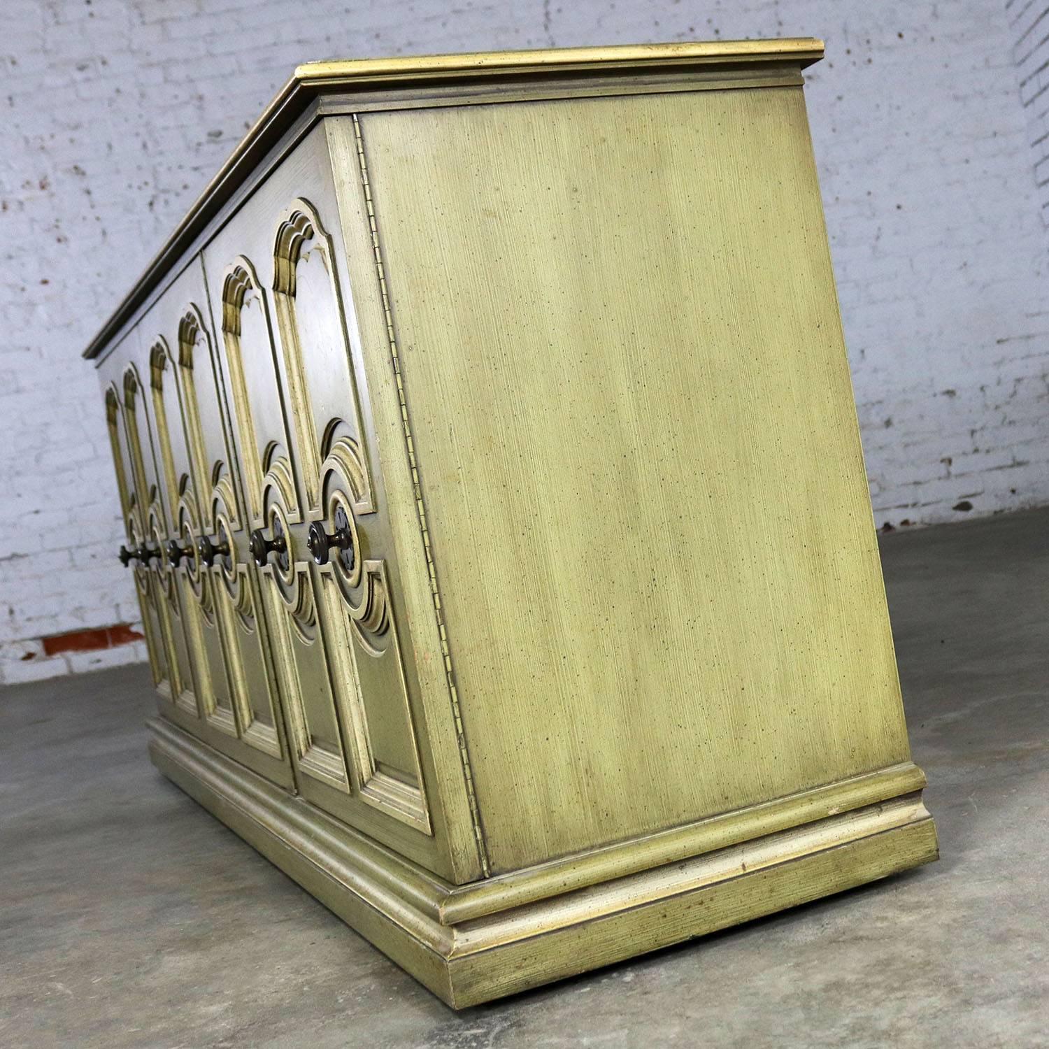 Lacquered Hollywood Regency Credenza Green and Ivory by Henredon Style of Dorothy Draper