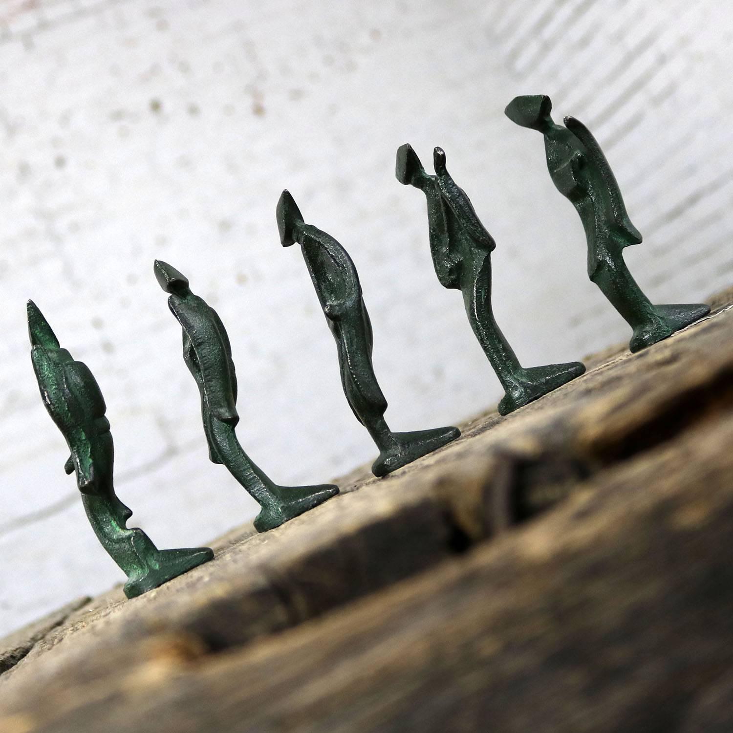 Patinated Cast Iron Geisha Figures Set of Five In Good Condition In Topeka, KS