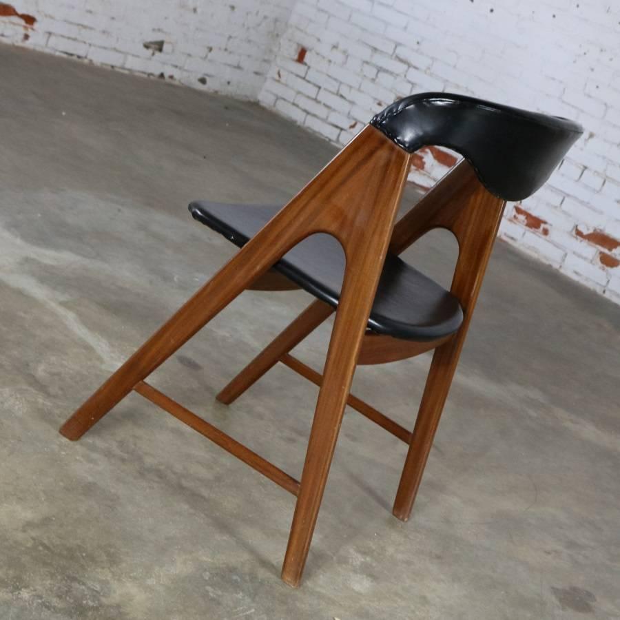 Frame Scandinavian Modern Side Chair Manner of Kai Kristiansen Compass Chair 2