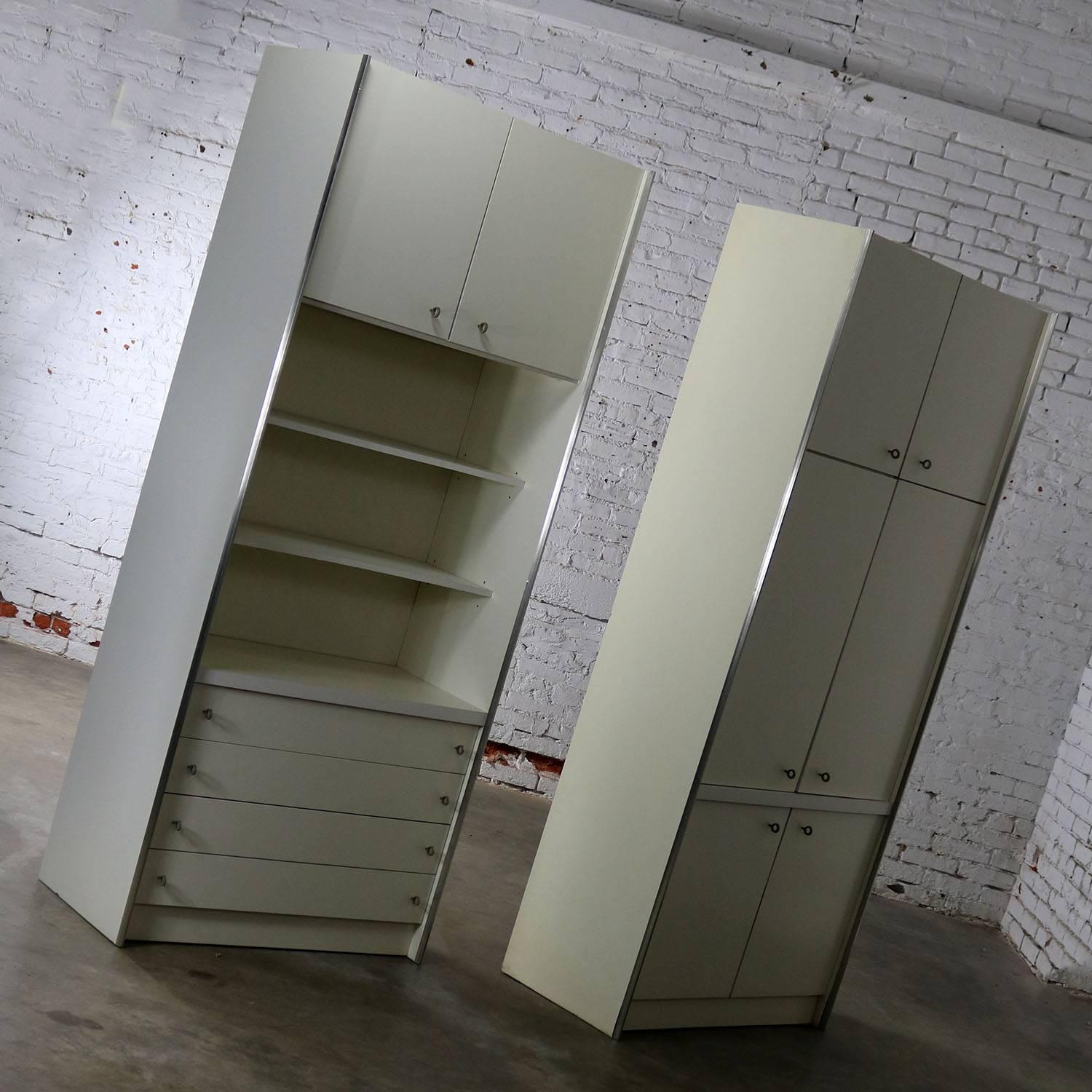 wall unit display cabinet