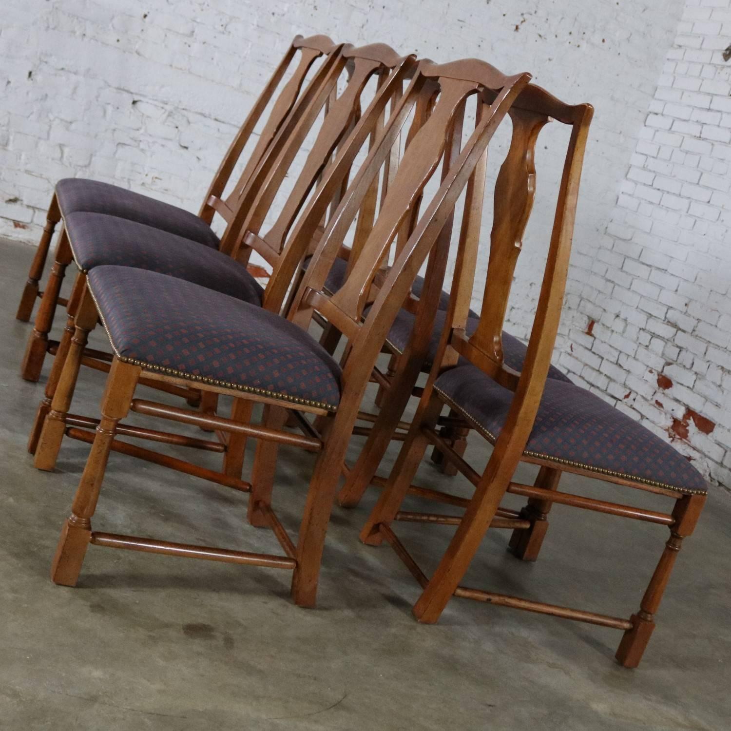 American Six Baker Chippendale Style Dining Chairs with Solid Splat and Turned Front Legs