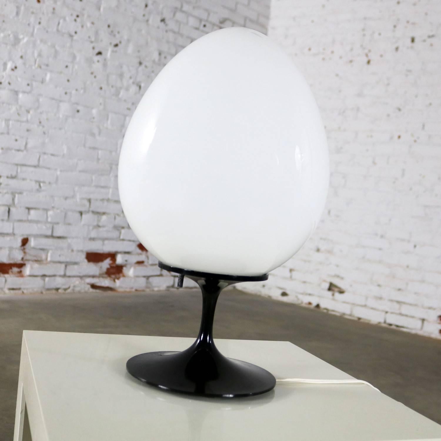 egg lamp