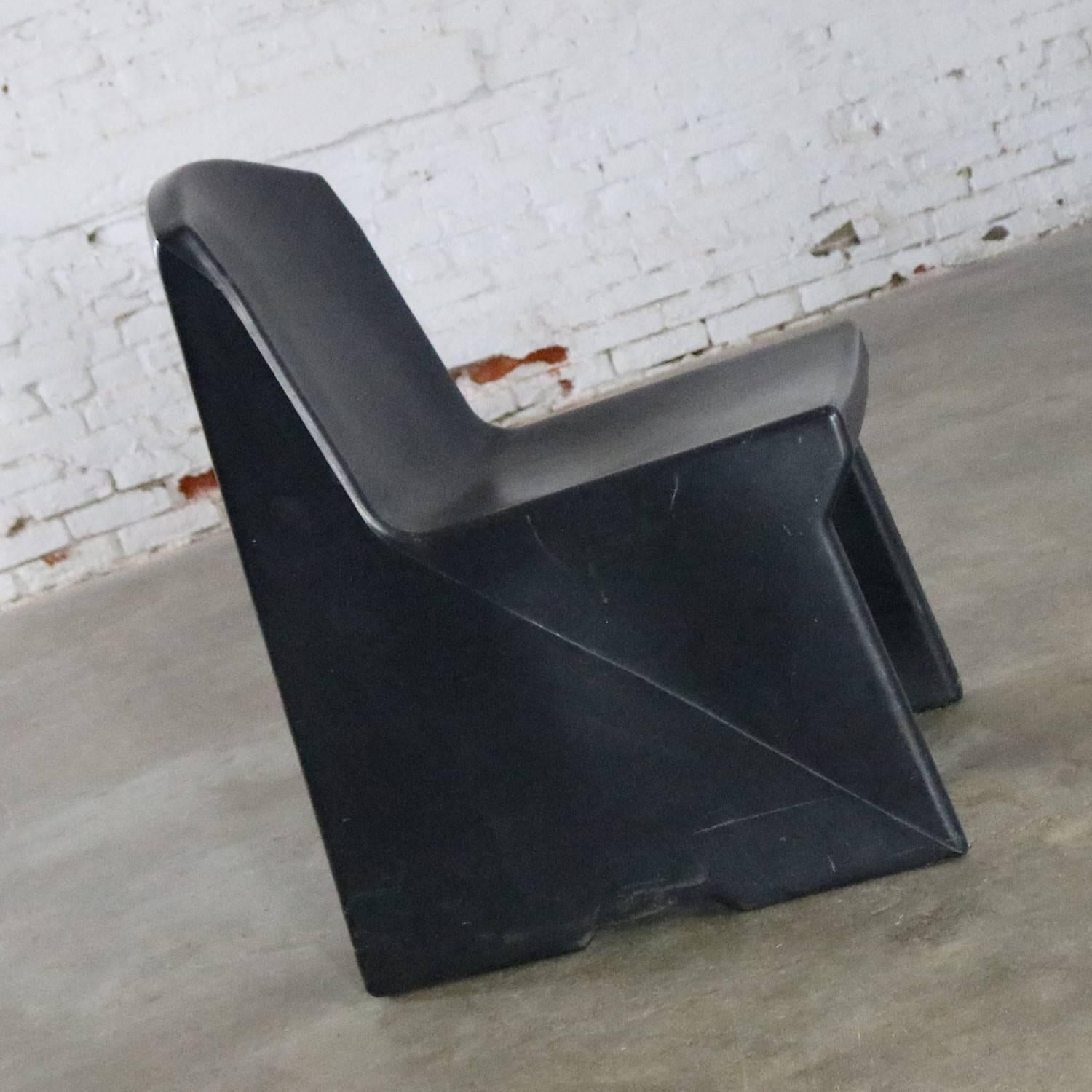 Black Molded Plastic Side or Slipper Chairs by Norix Set of Ten 1