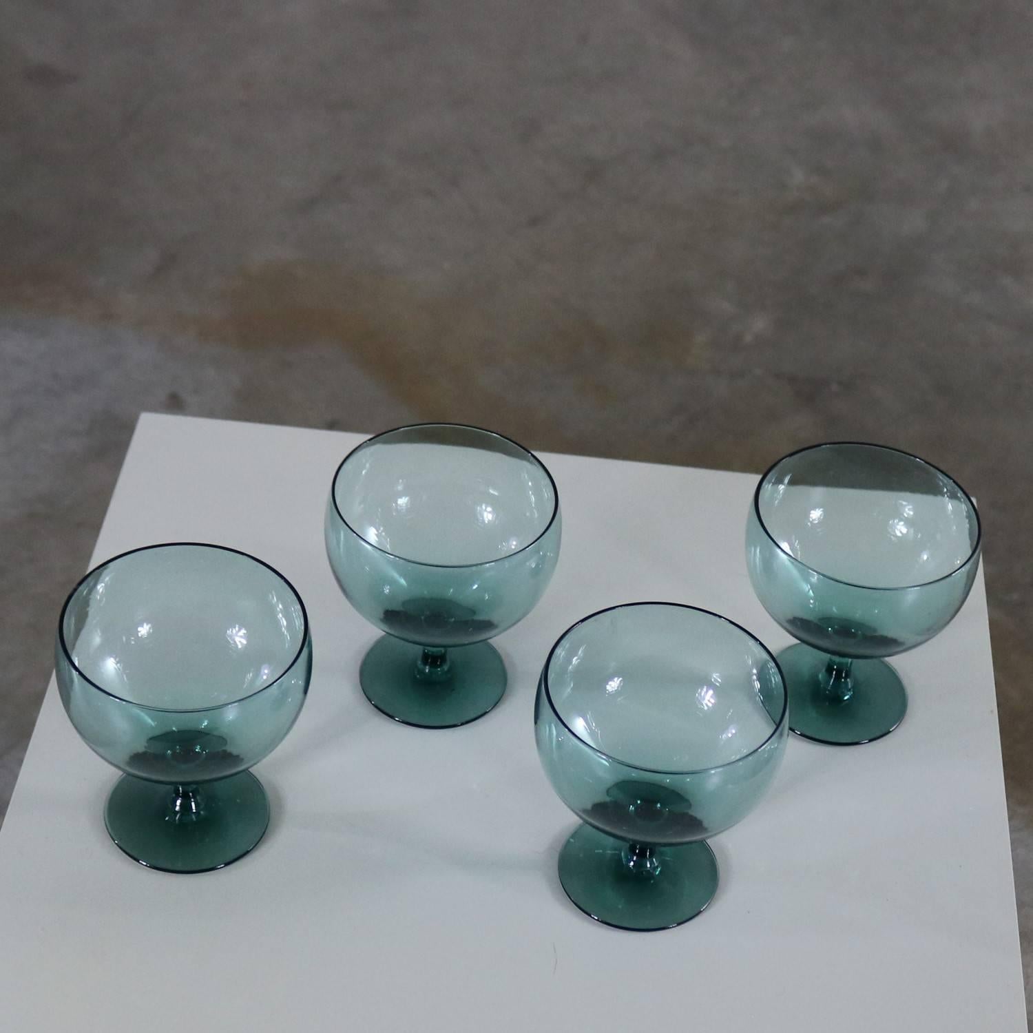 20th Century Russel Wright Morgantown American Modern Sea-Foam Champagne Coupes or Goblets