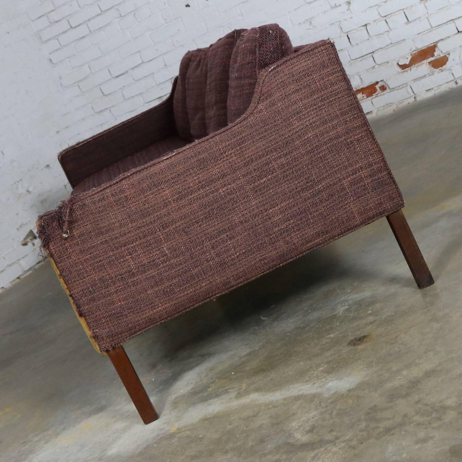 Thayer Coggin Four-Seat Sofa by Milo Baughman Frame Only In Distressed Condition In Topeka, KS