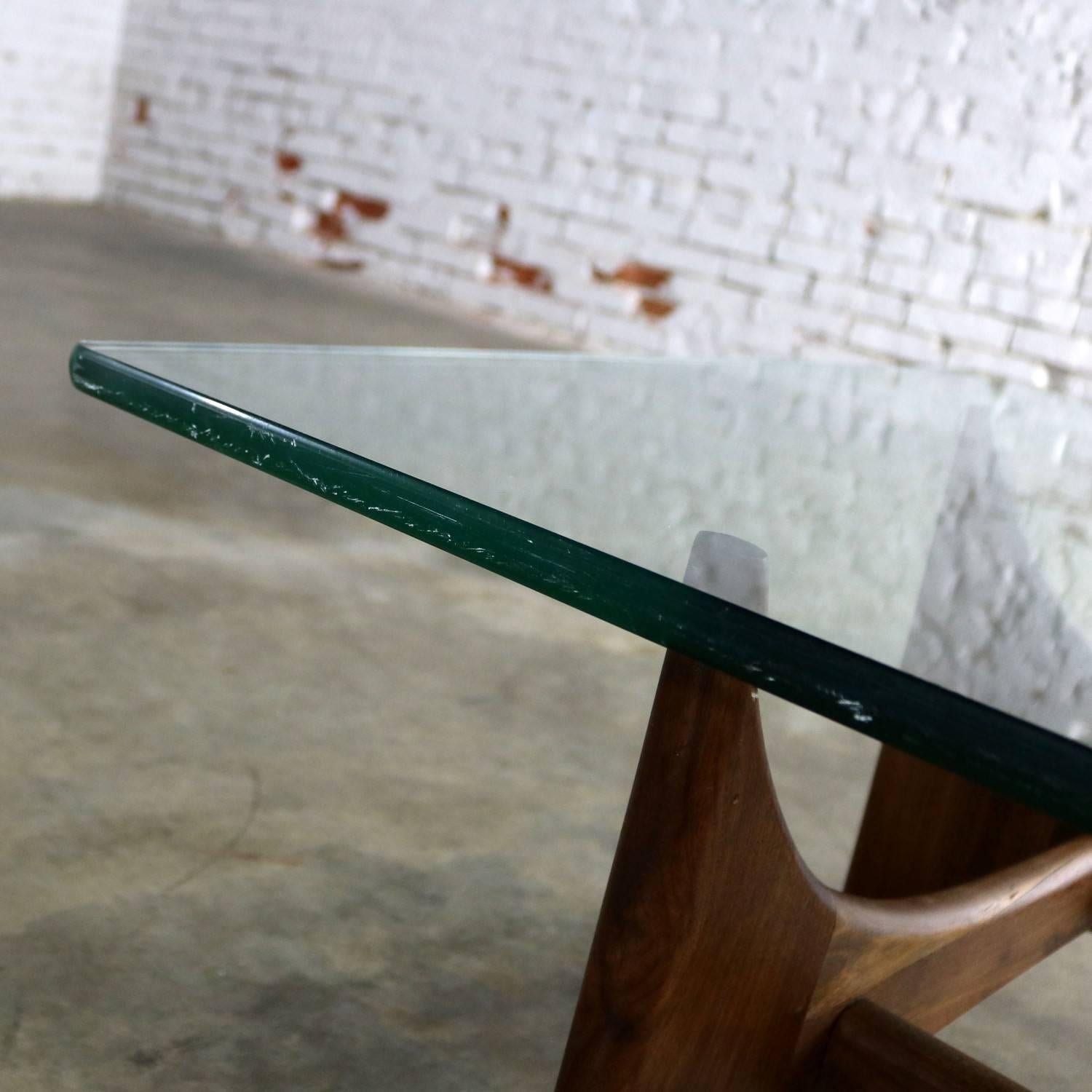 Adrian Pearsall Walnut and Glass Sculptural Cocktail Table for Craft Associates 4