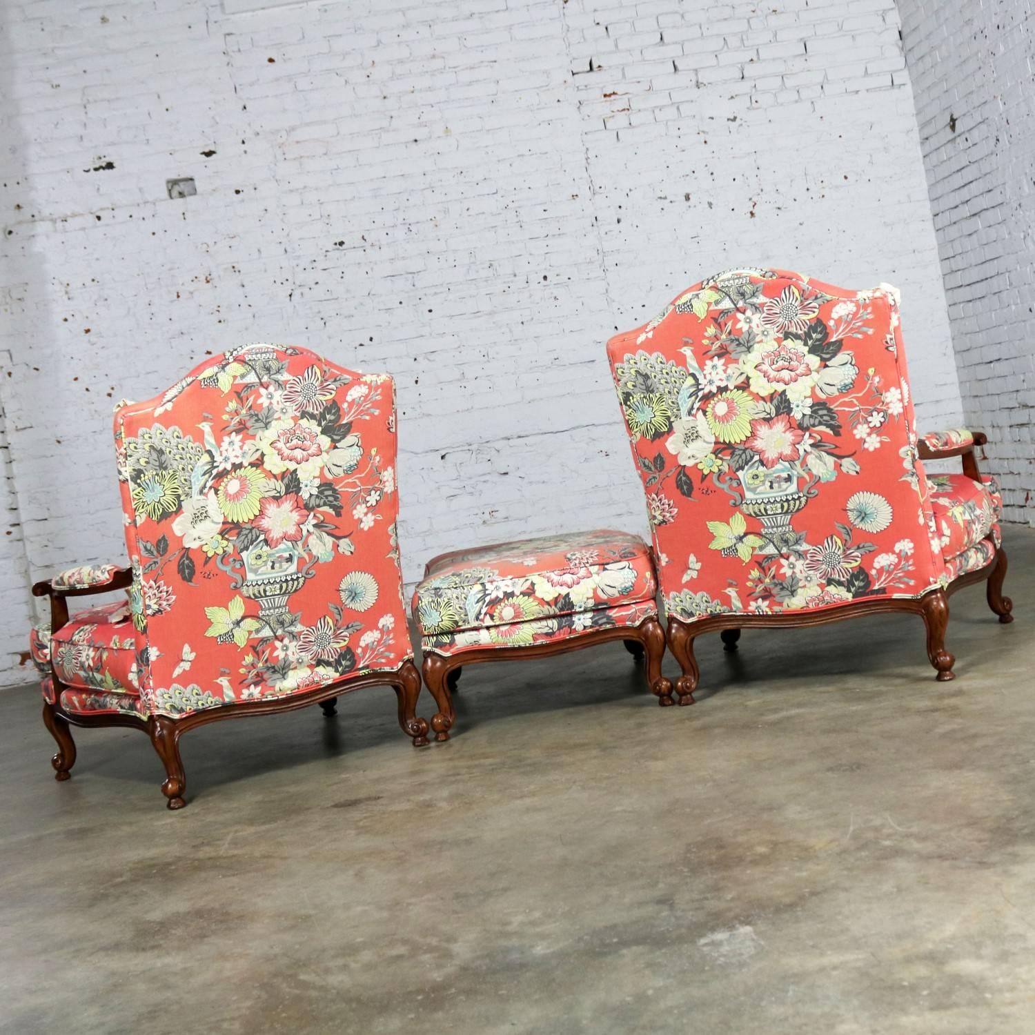 over Scale Pair of Fauteuil Chairs with Ottoman Coral Cream and Gray In Good Condition In Topeka, KS