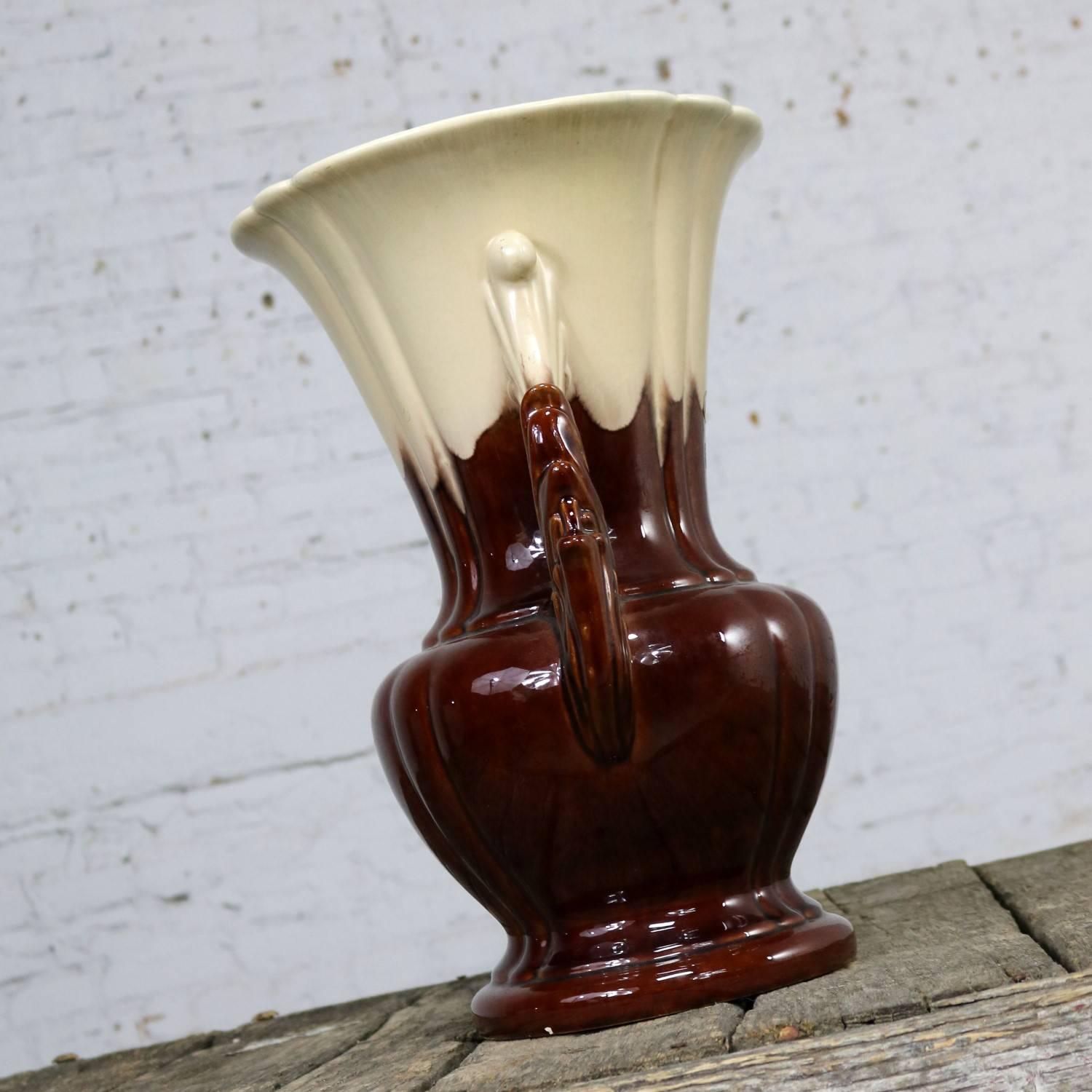 Allemand Vase de sol monumental en céramique allemande de style classique S et G Keramik en vente